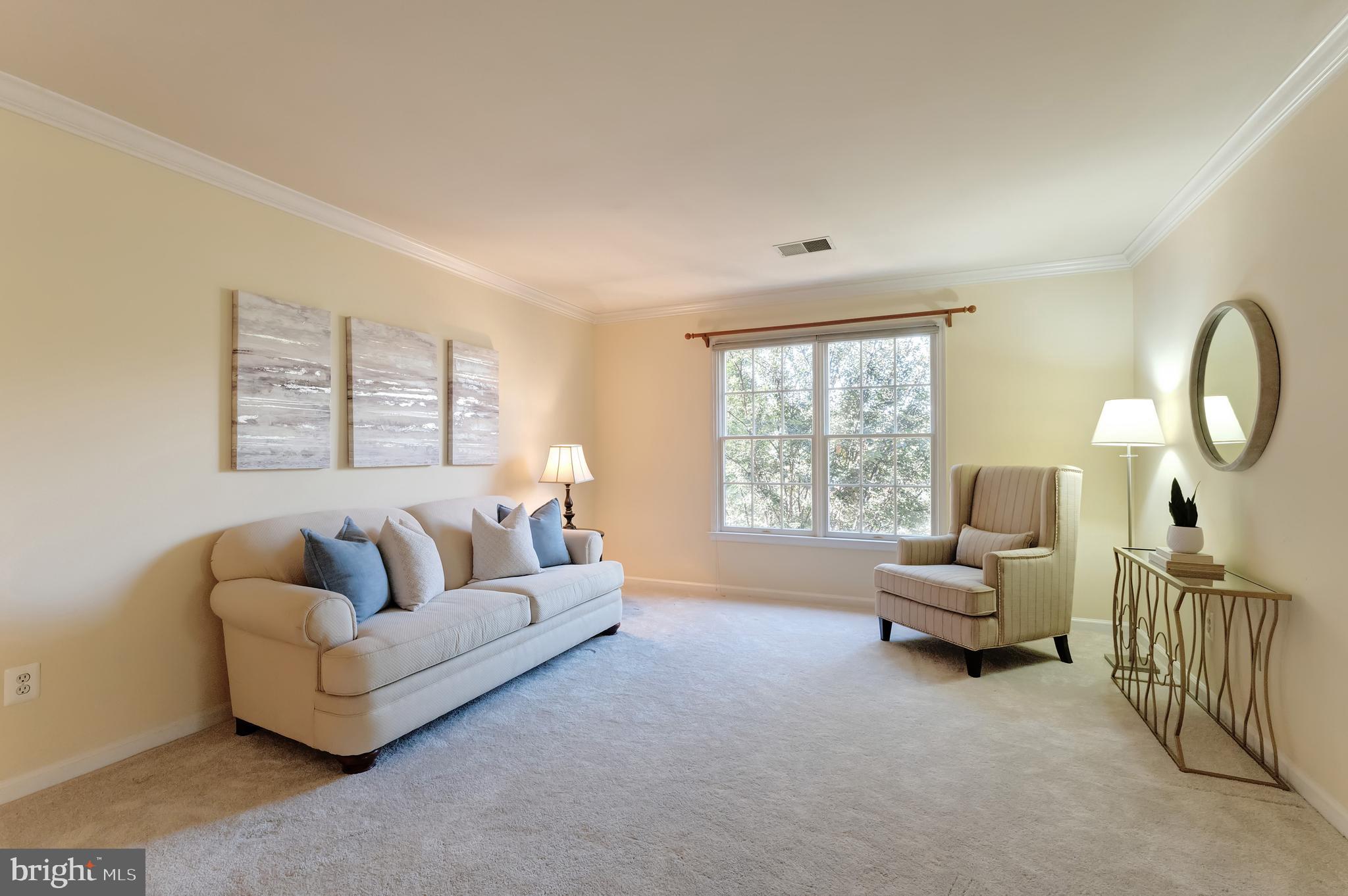 OAKTON RIDGE - Residential