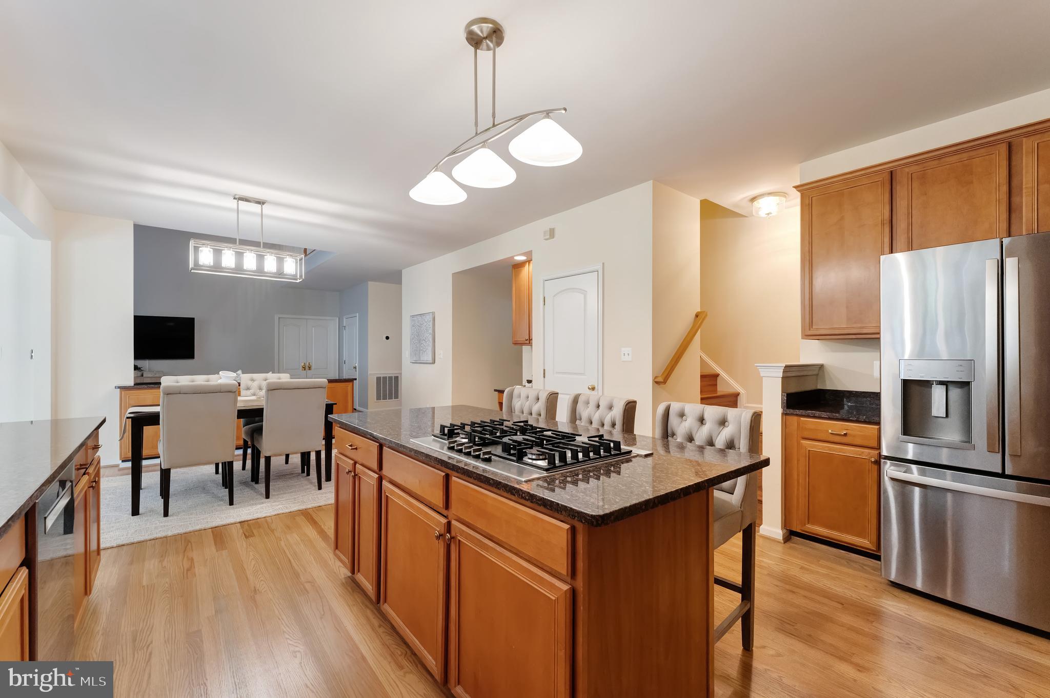 OAKTON RIDGE - Residential