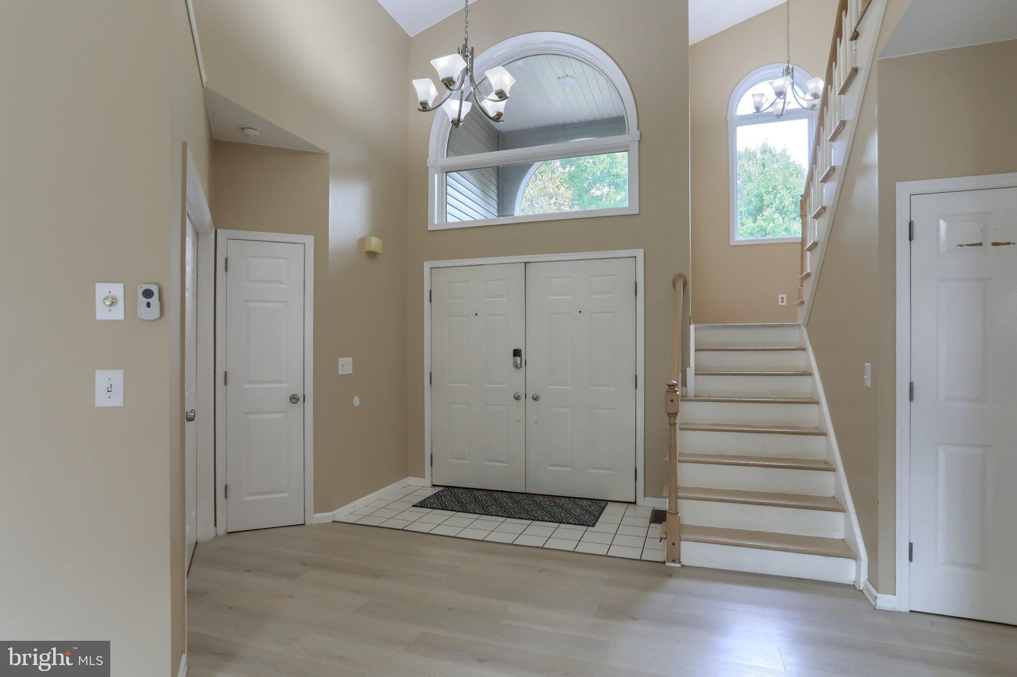 717 BROOKSIDE LANE