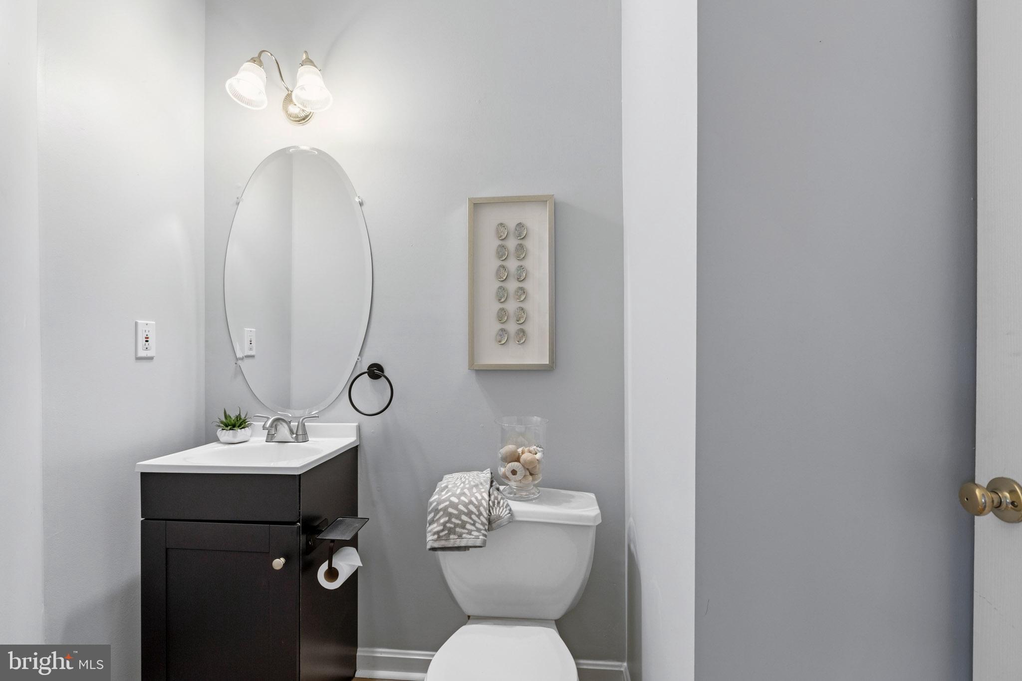 VILLAS ON WATERS EDGE - Residential