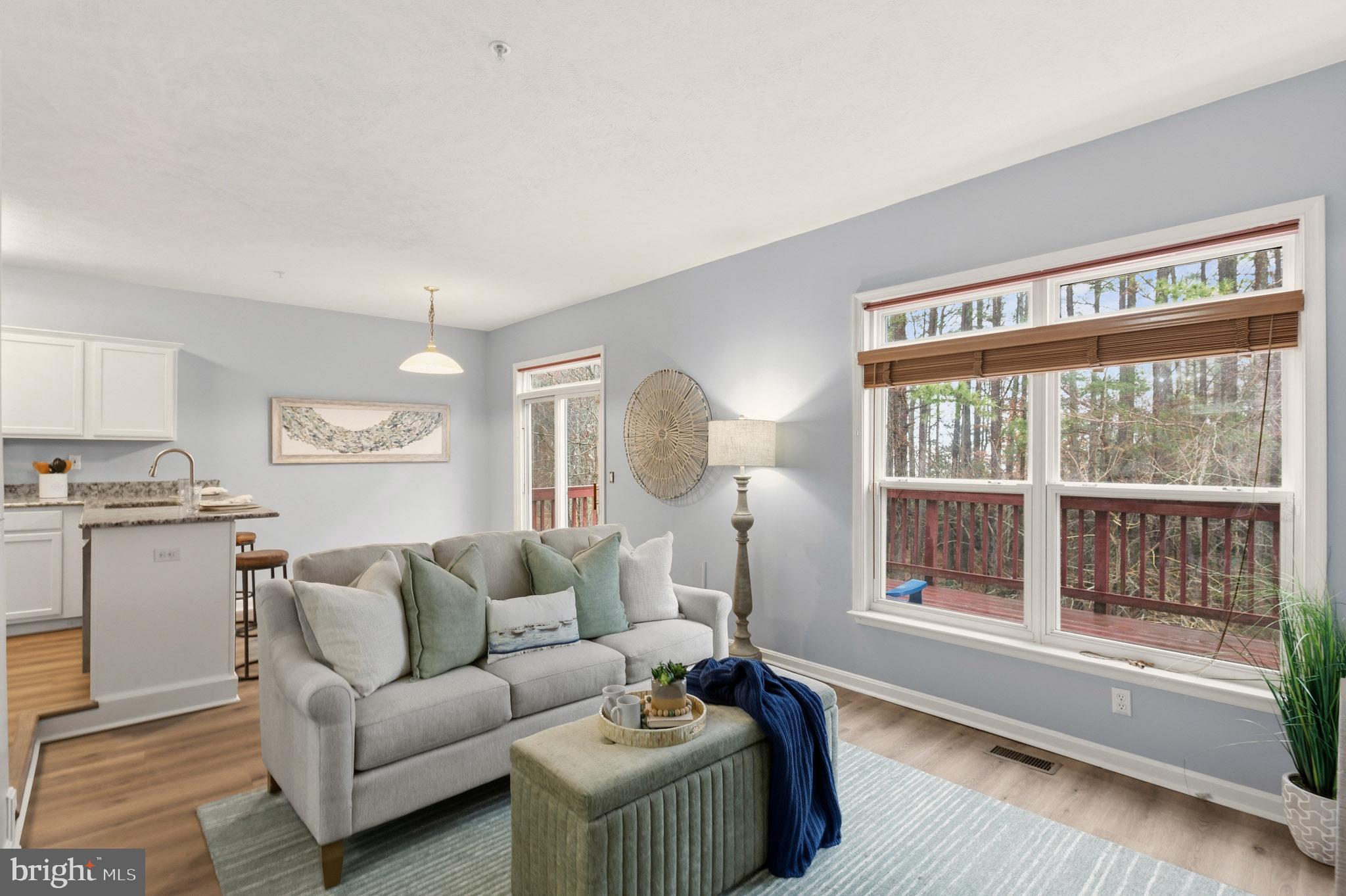 VILLAS ON WATERS EDGE - Residential