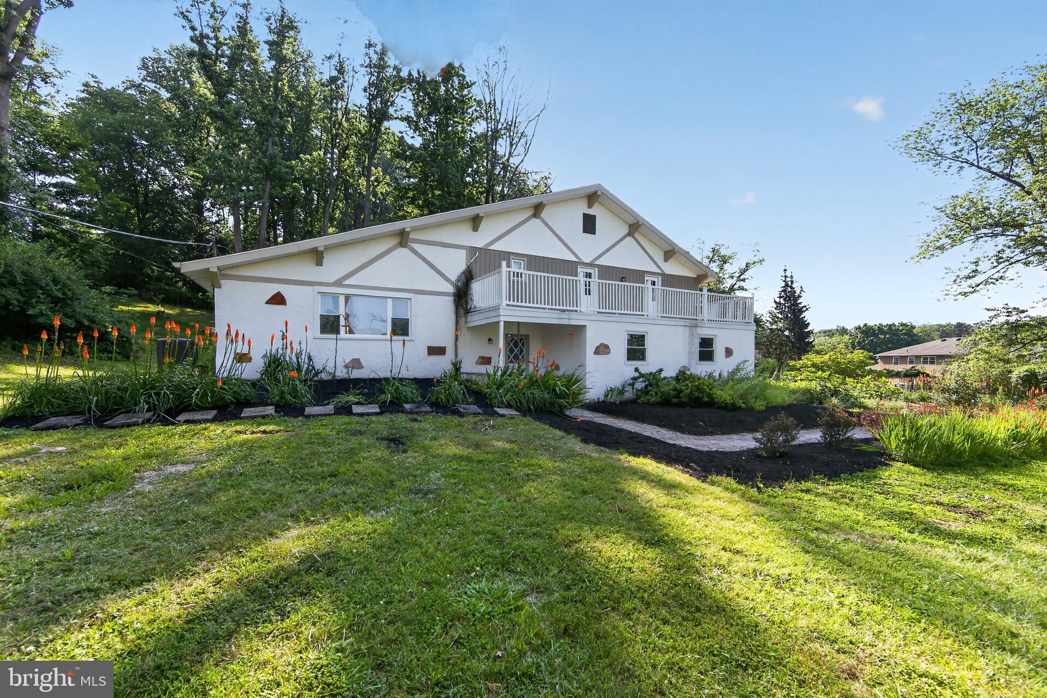 425 WESTFIELD DRIVE
