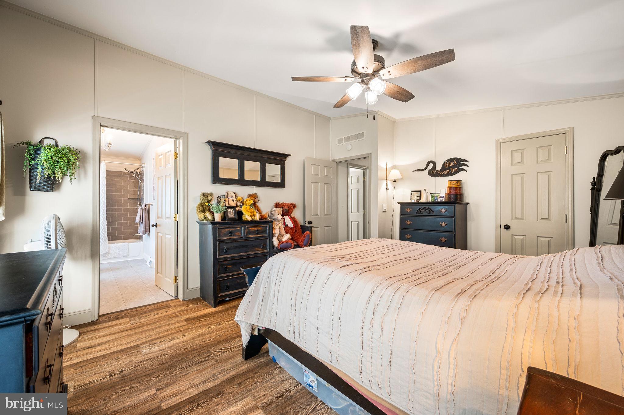 WILLOW RUN - Residential