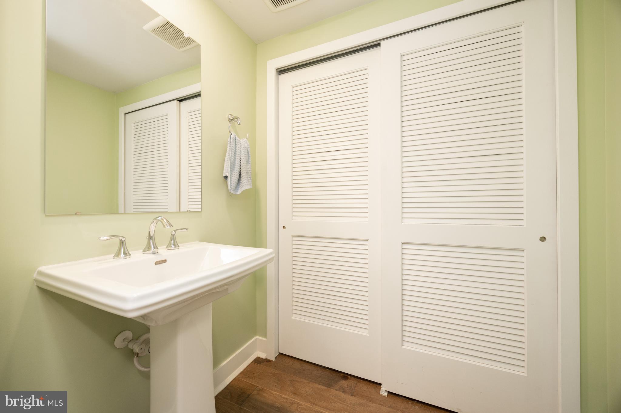 STEELPOINTE - Residential