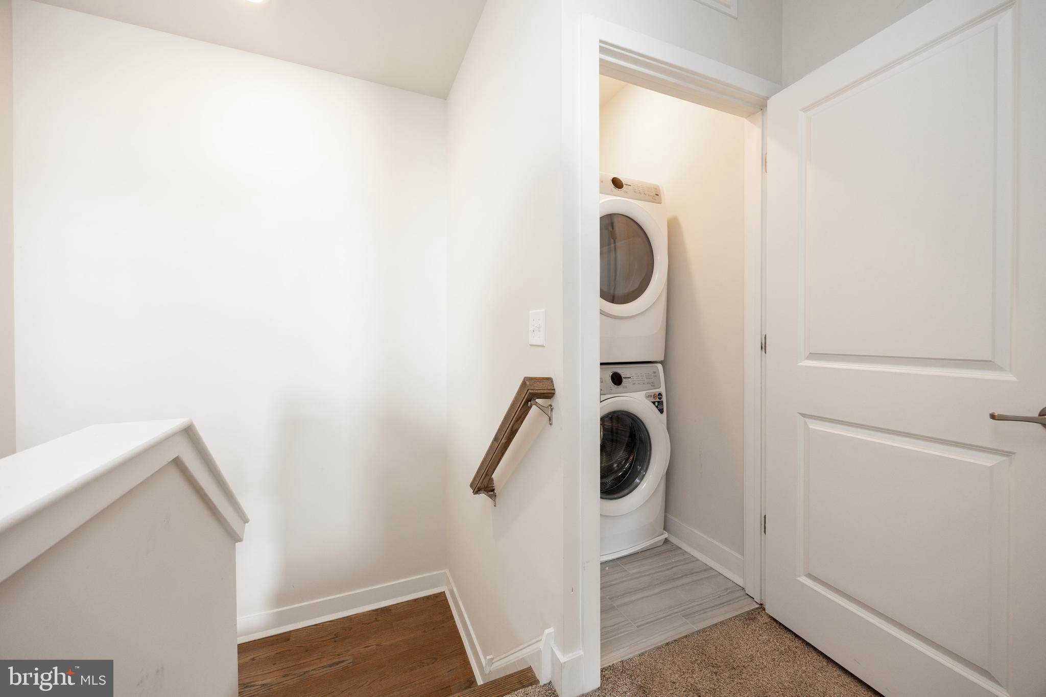 STEELPOINTE - Residential