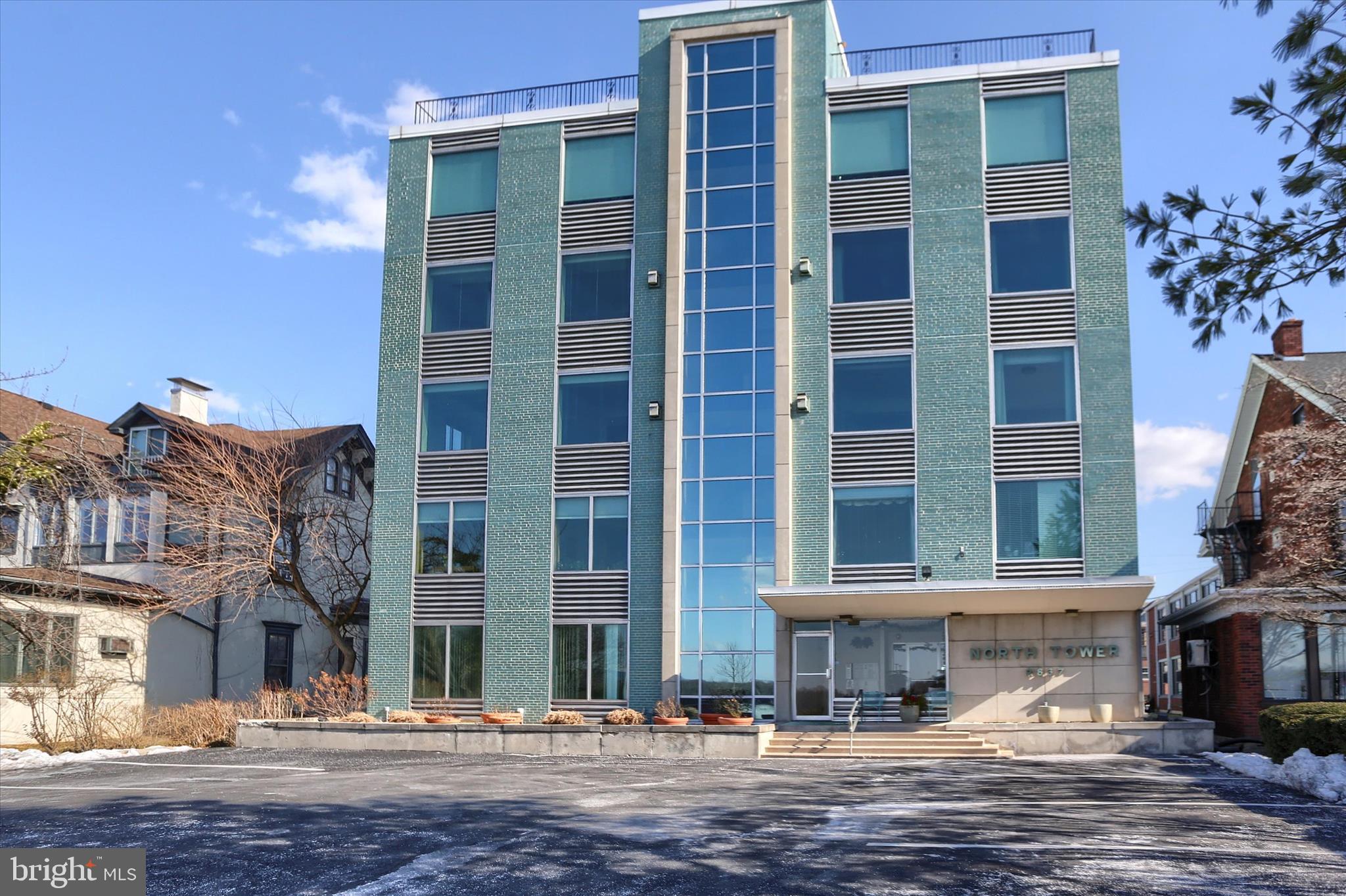 2837 N FRONT STREET N 301