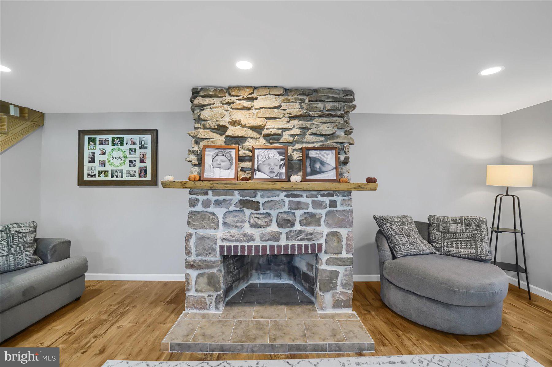 LEMONT - Residential