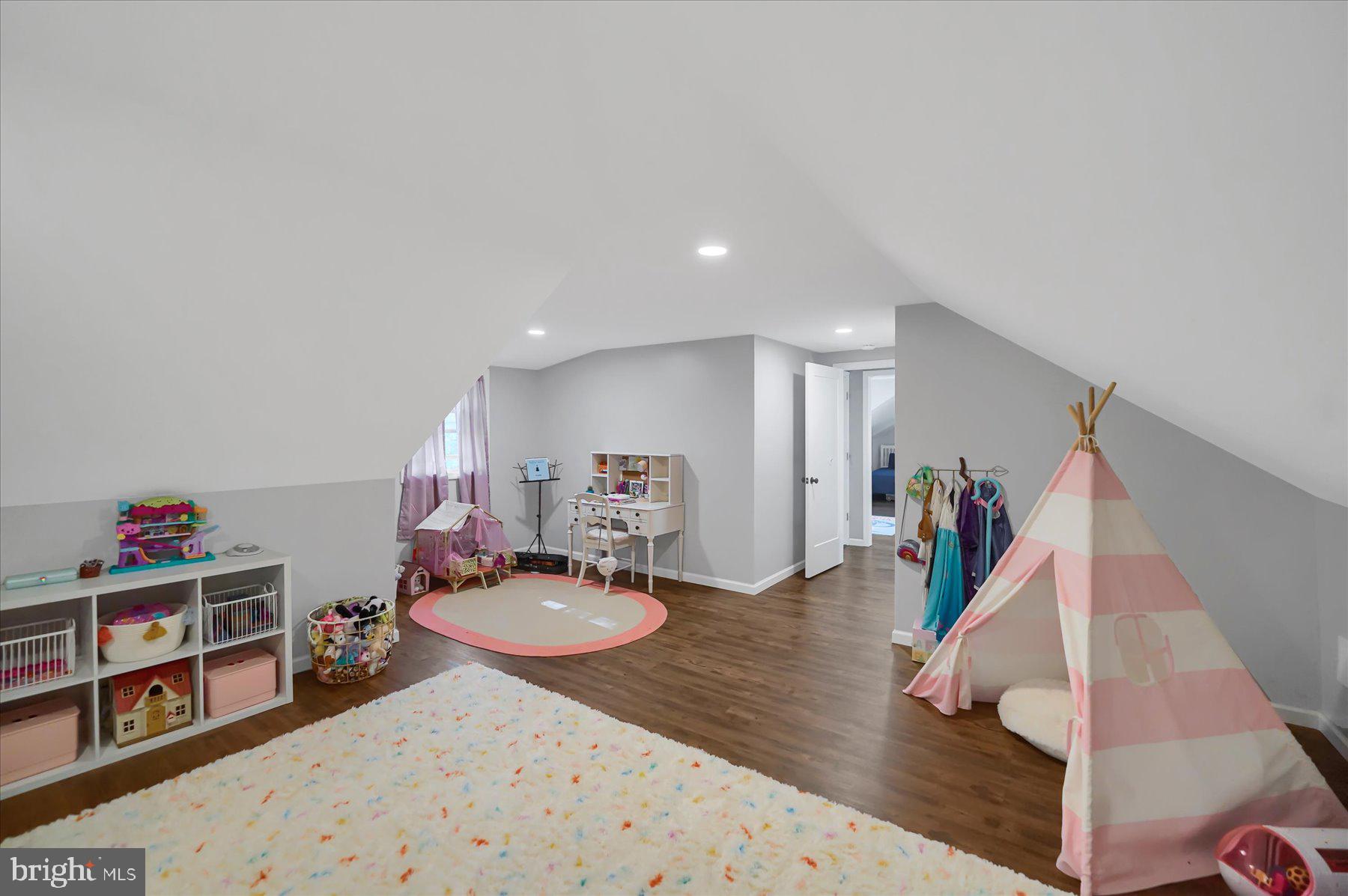 LEMONT - Residential