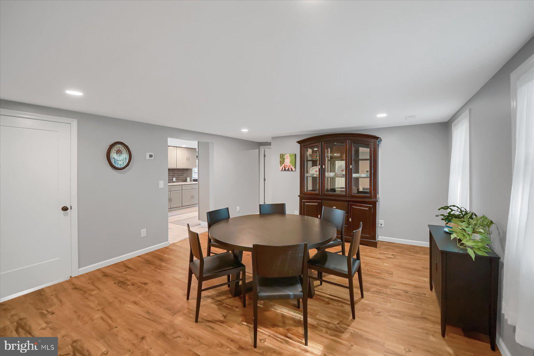 LEMONT - Residential