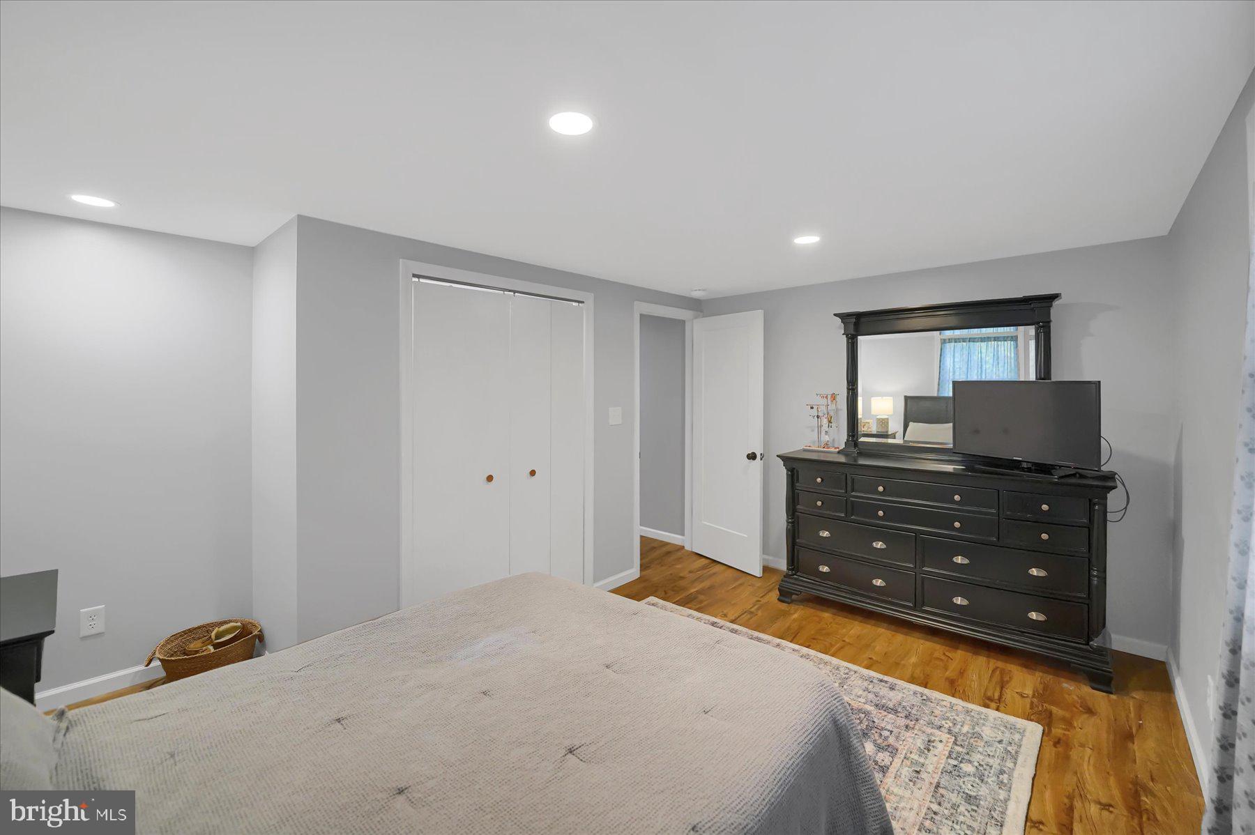 LEMONT - Residential