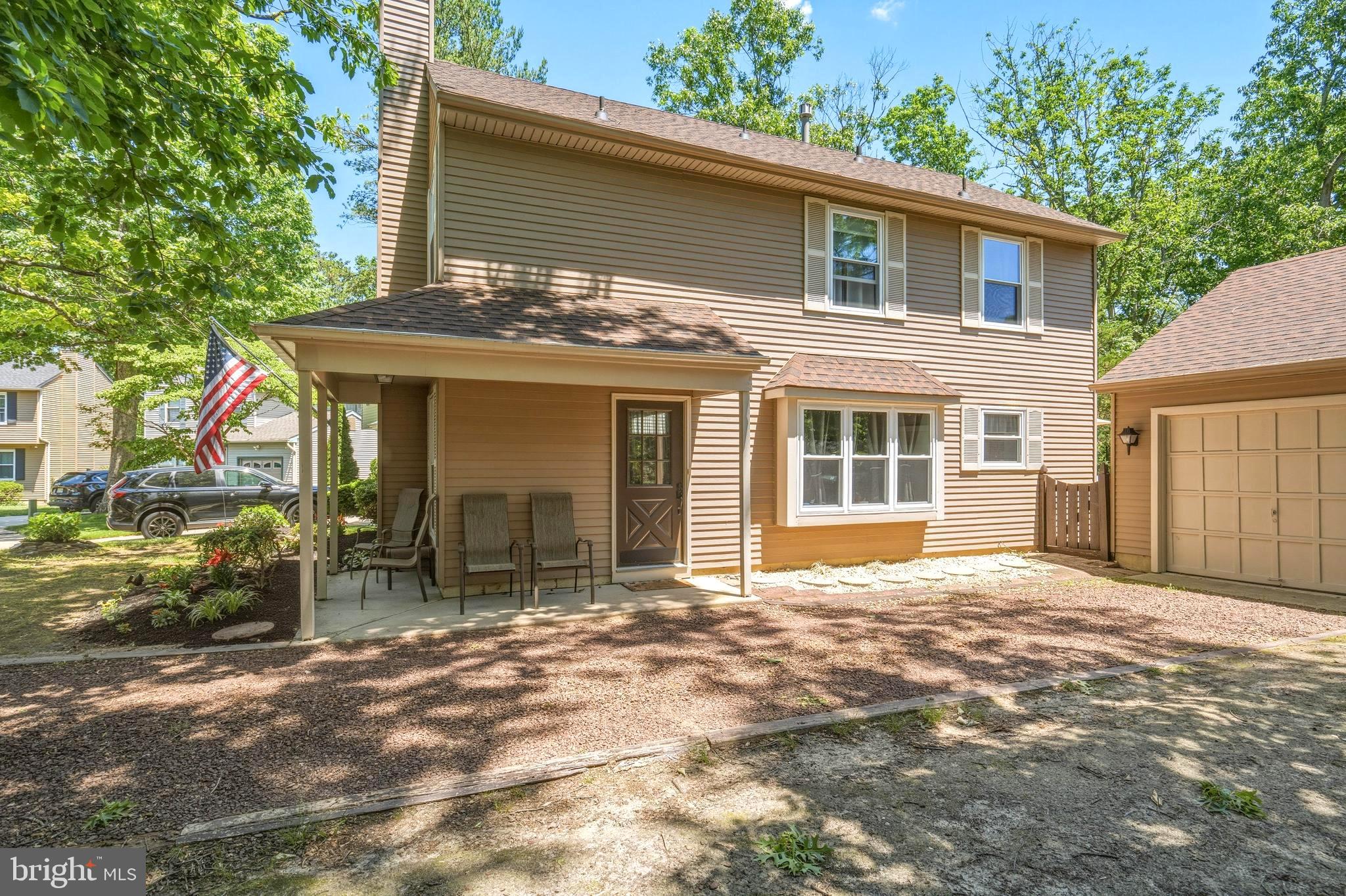 11 WINDINGBROOK COURT