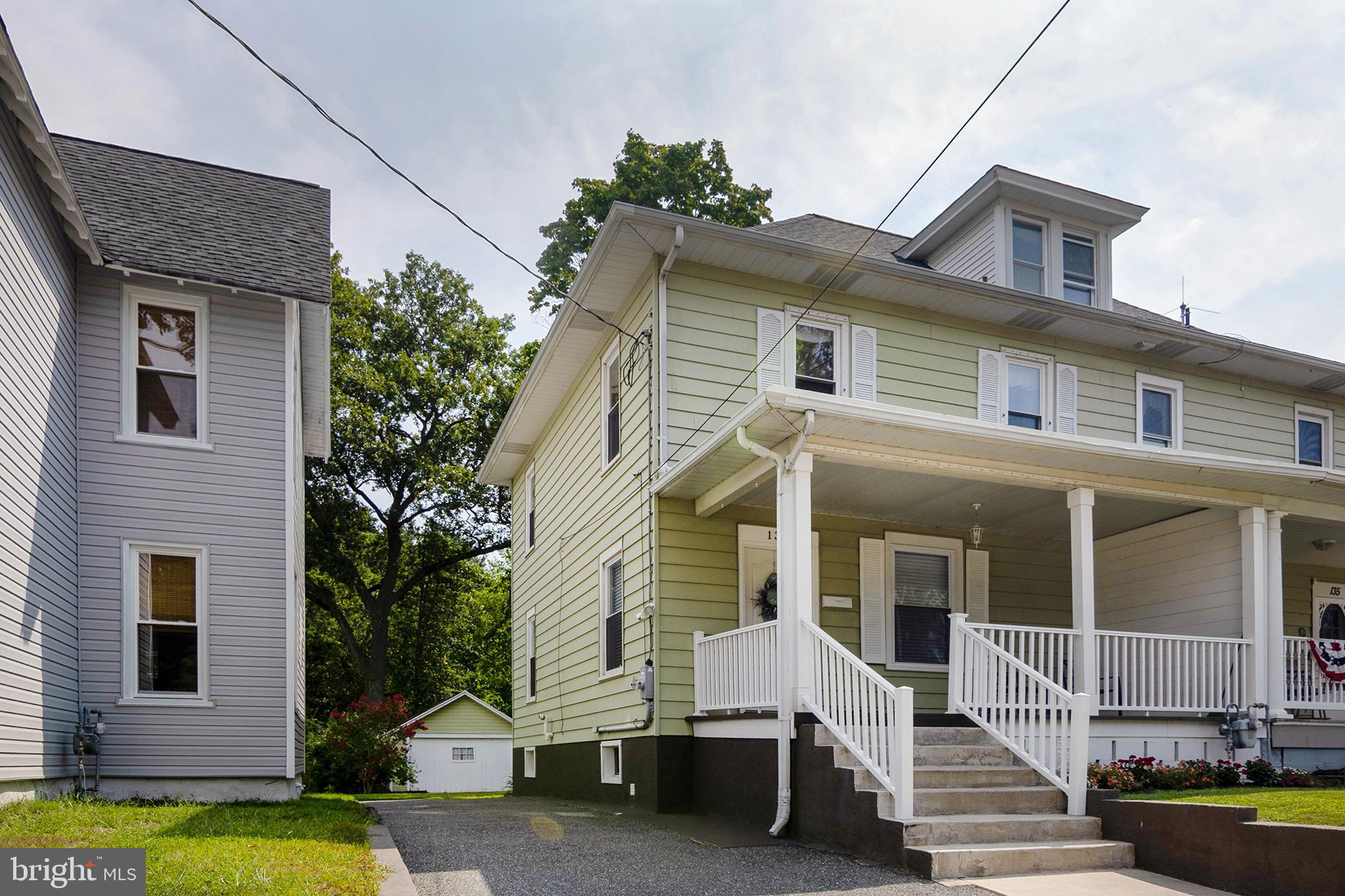 131 OAKCREST AVENUE