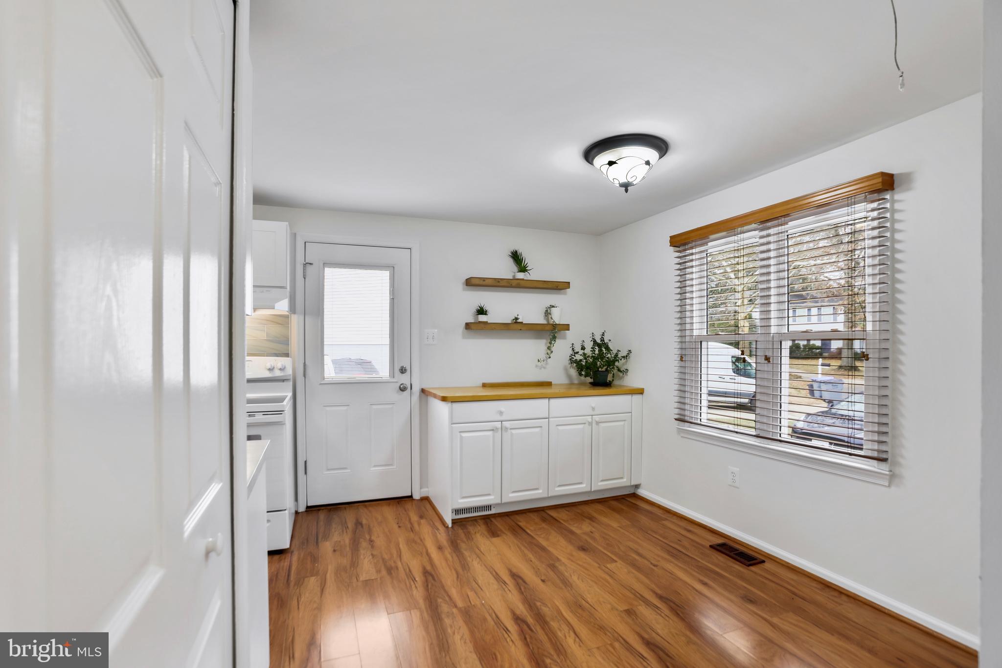 PLEASANT HILL - Residential