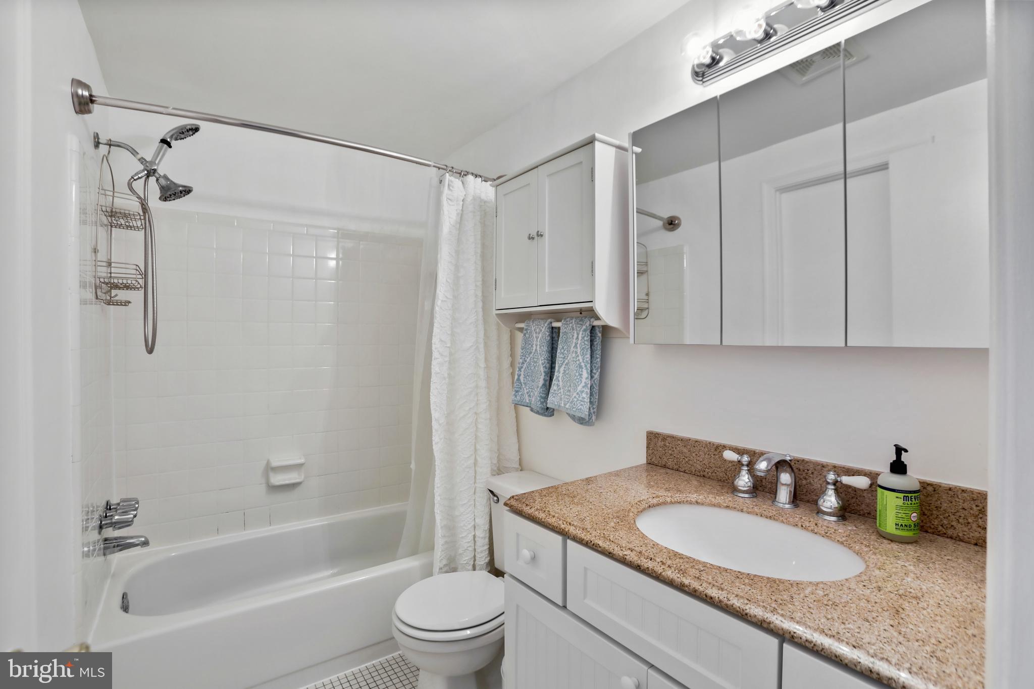 PLEASANT HILL - Residential