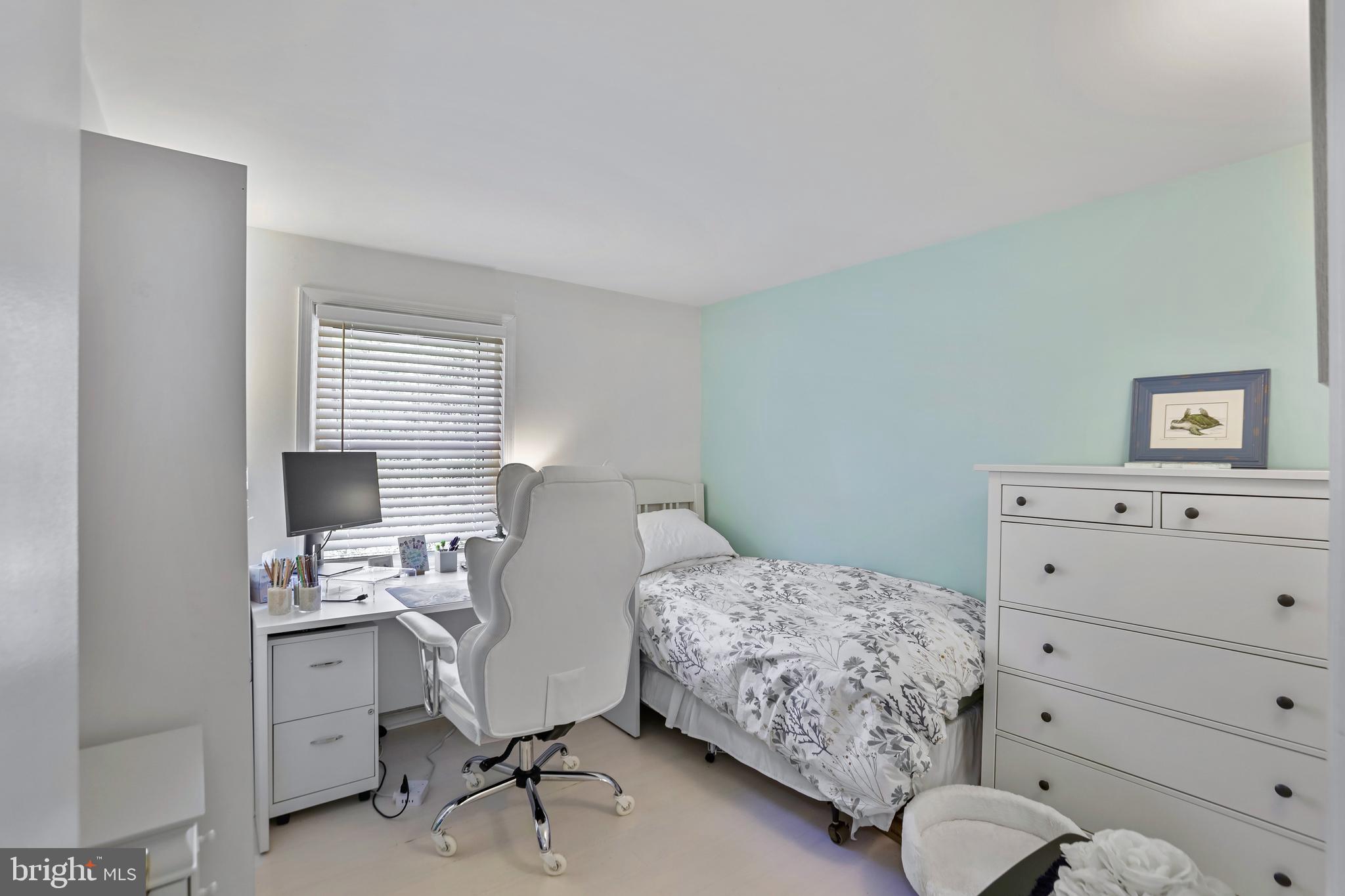 PLEASANT HILL - Residential