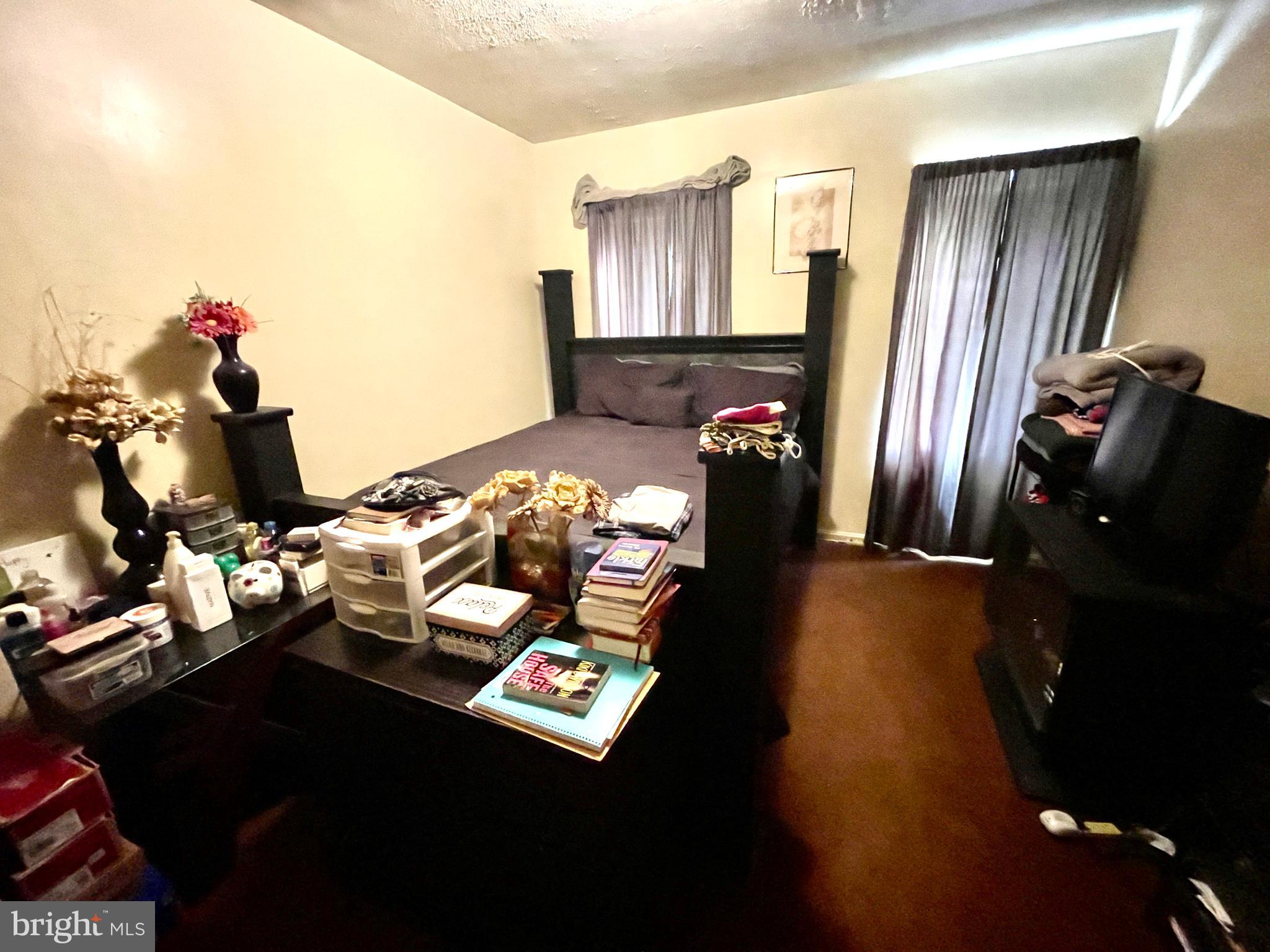 WASHINGTON VILLAGE - Residential