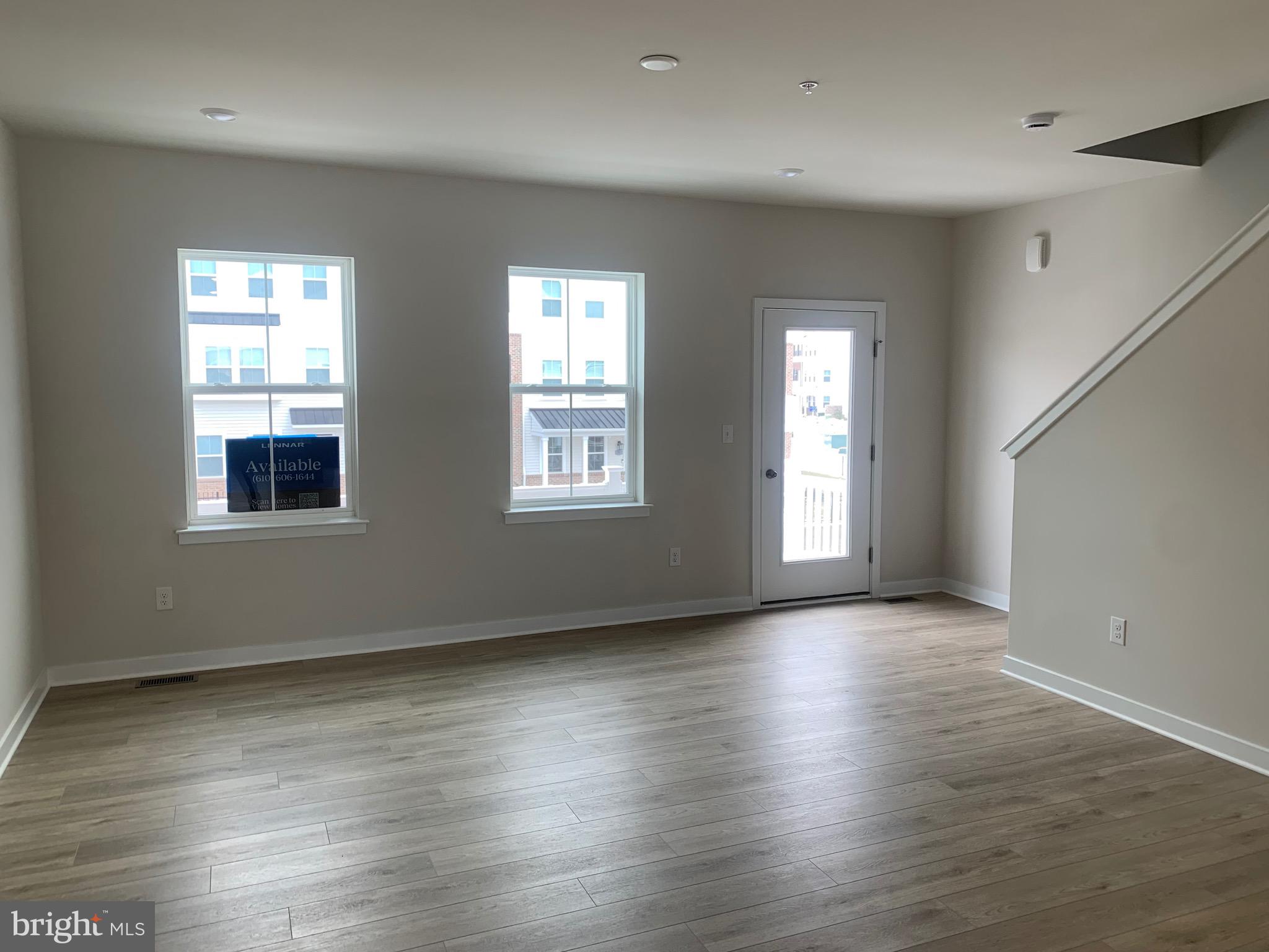 RIVER PIONTE - Residential Lease