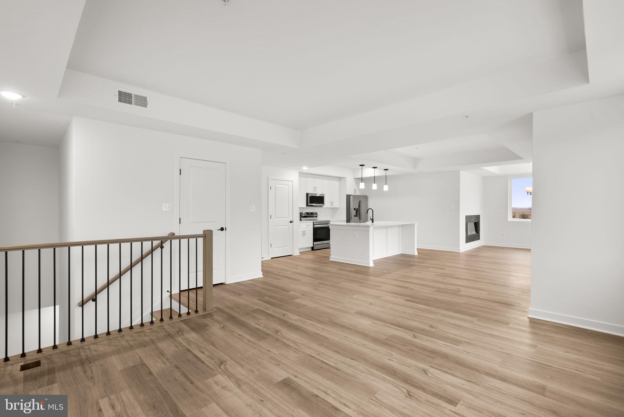 GAMBRILL GLENN - Residential Lease