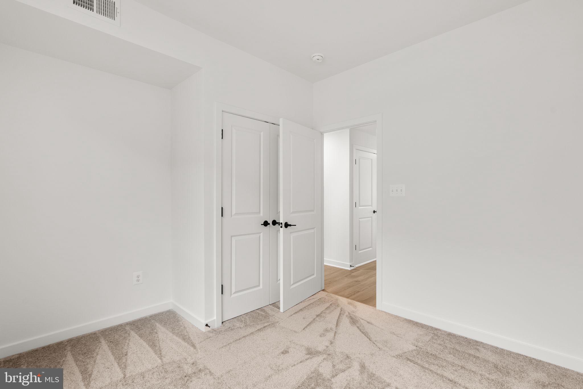 GAMBRILL GLENN - Residential Lease