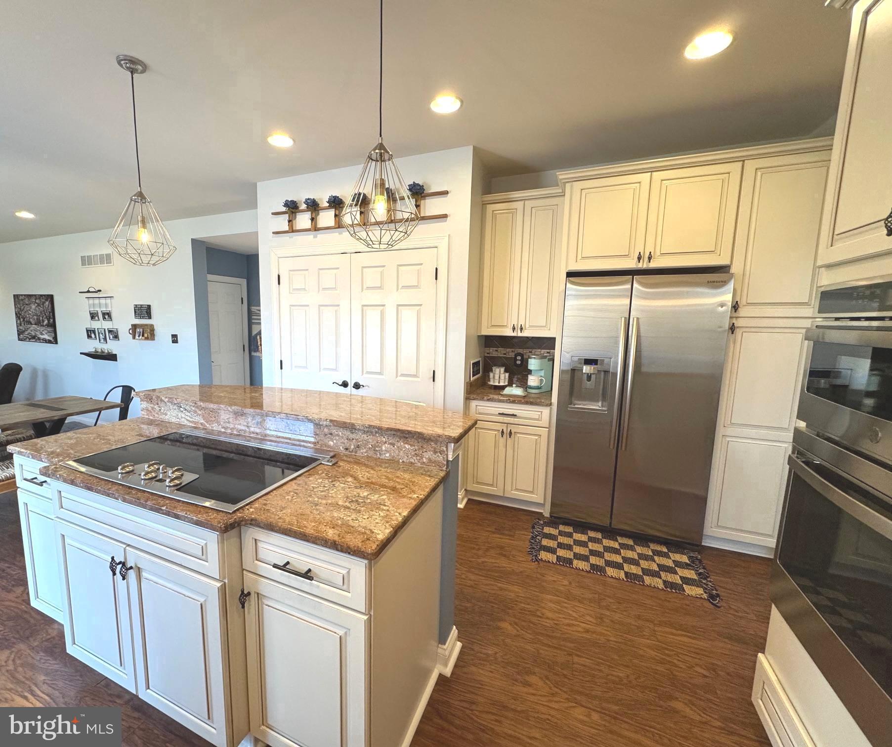 1347 GABRIEL LANE