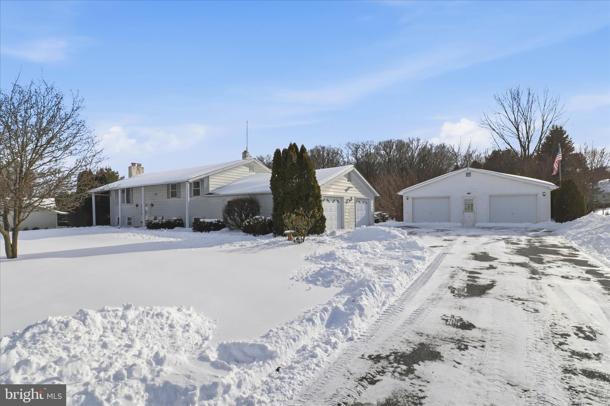 HANOVER HILLS - Residential