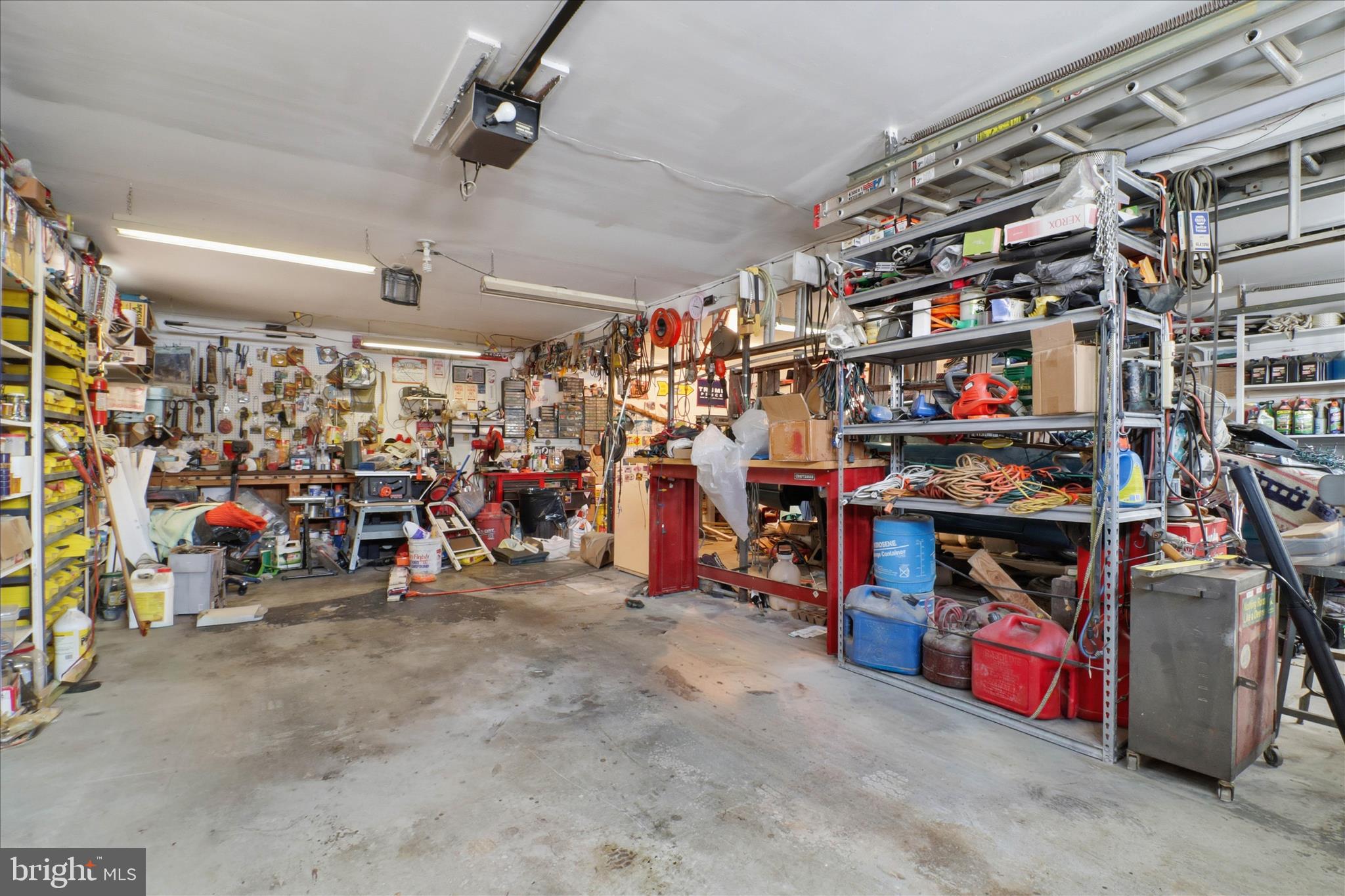 HANOVER HILLS - Residential