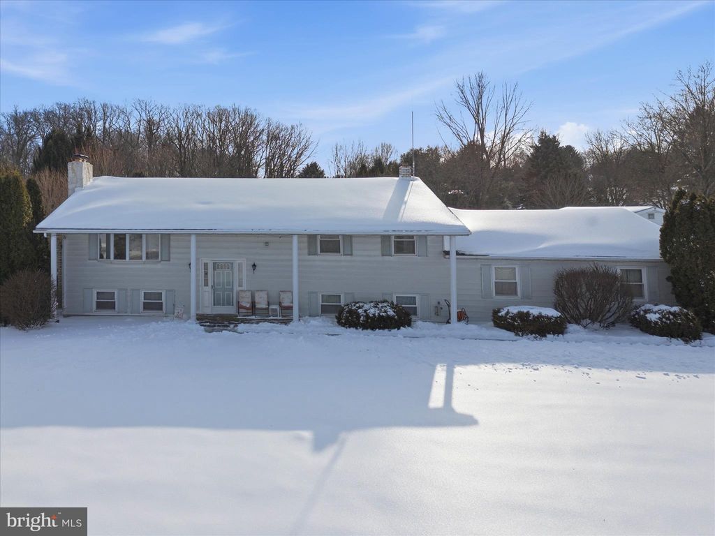 Photo of 11 Hillymede Drive, HUMMELSTOWN, PA 17036 (MLS # PADA2053082)