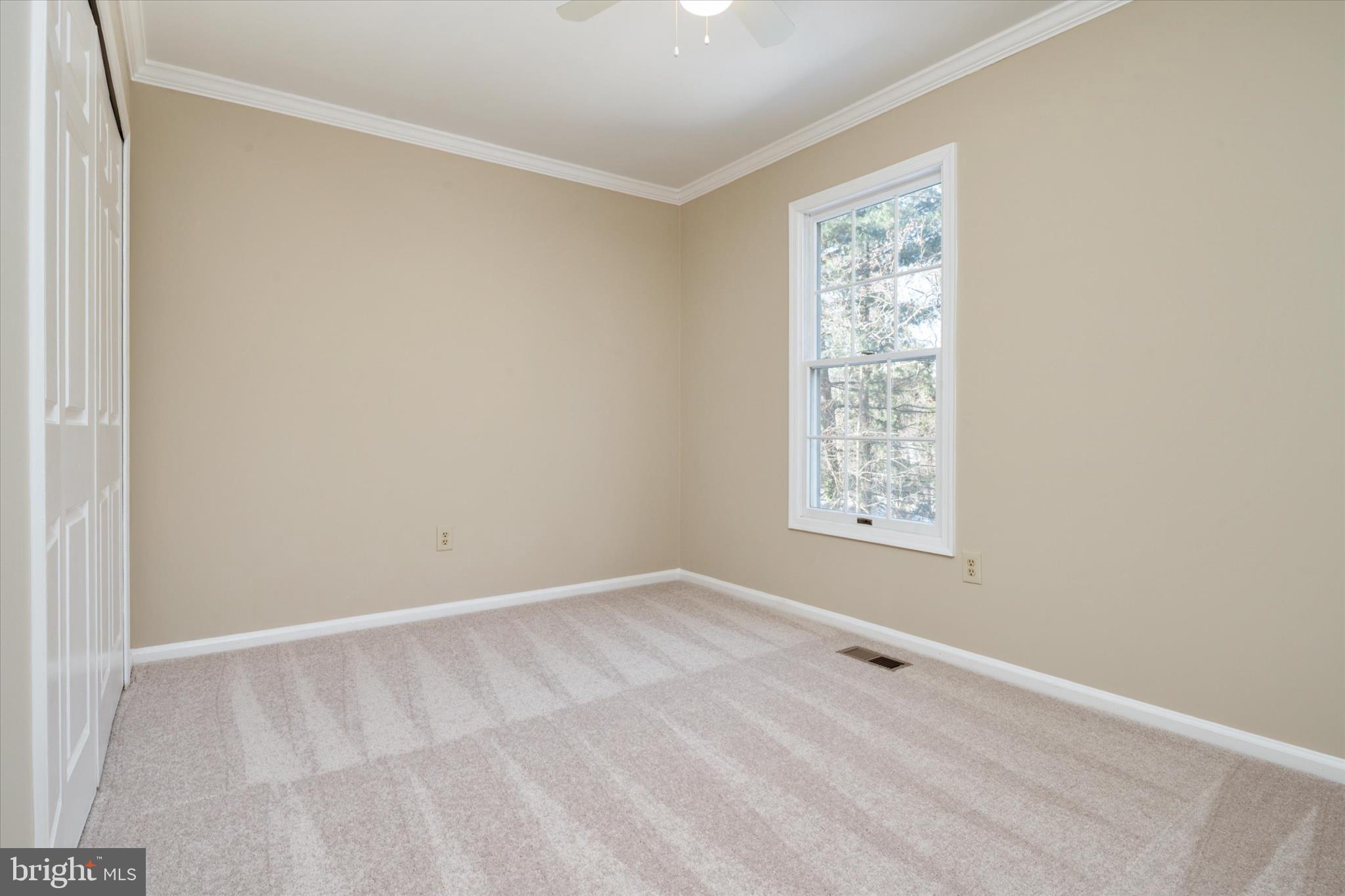 HUNT MEADOW - Residential