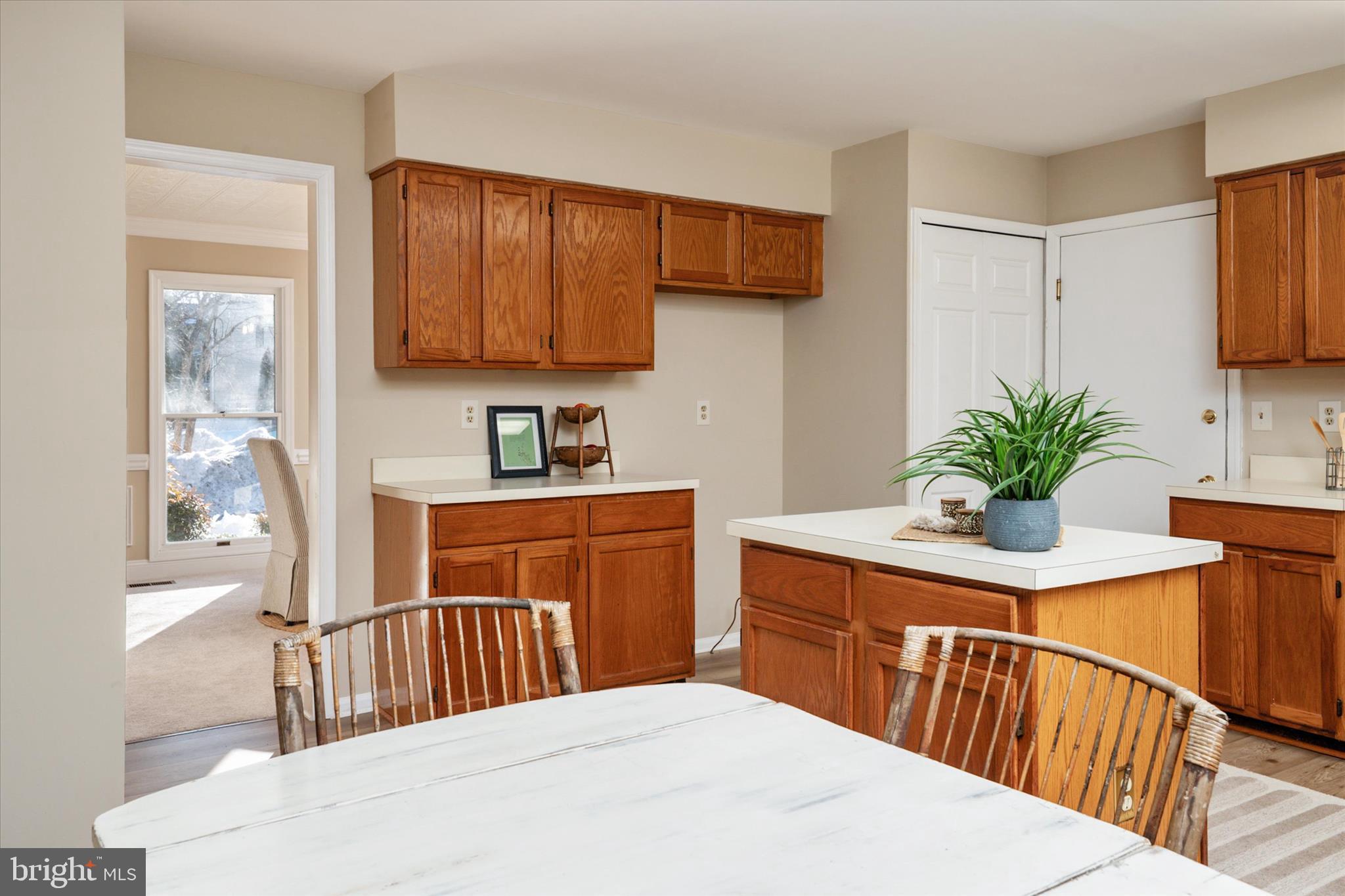 HUNT MEADOW - Residential