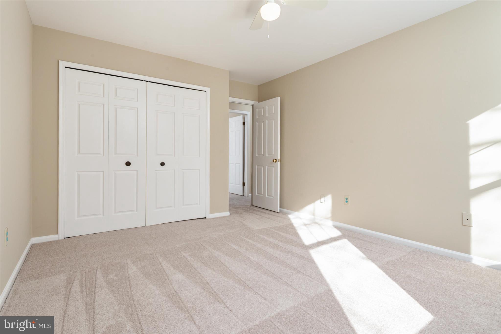 HUNT MEADOW - Residential