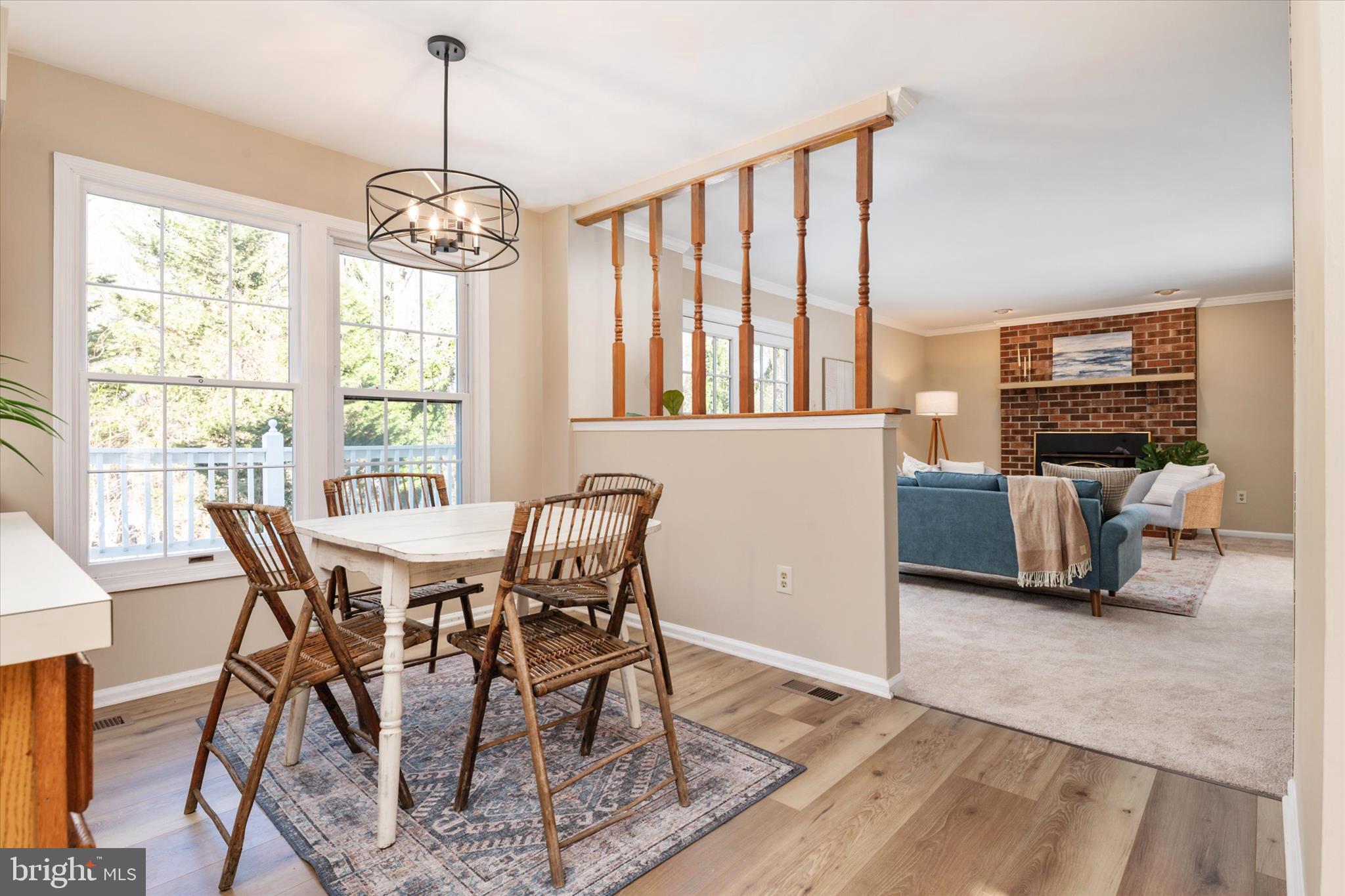 HUNT MEADOW - Residential