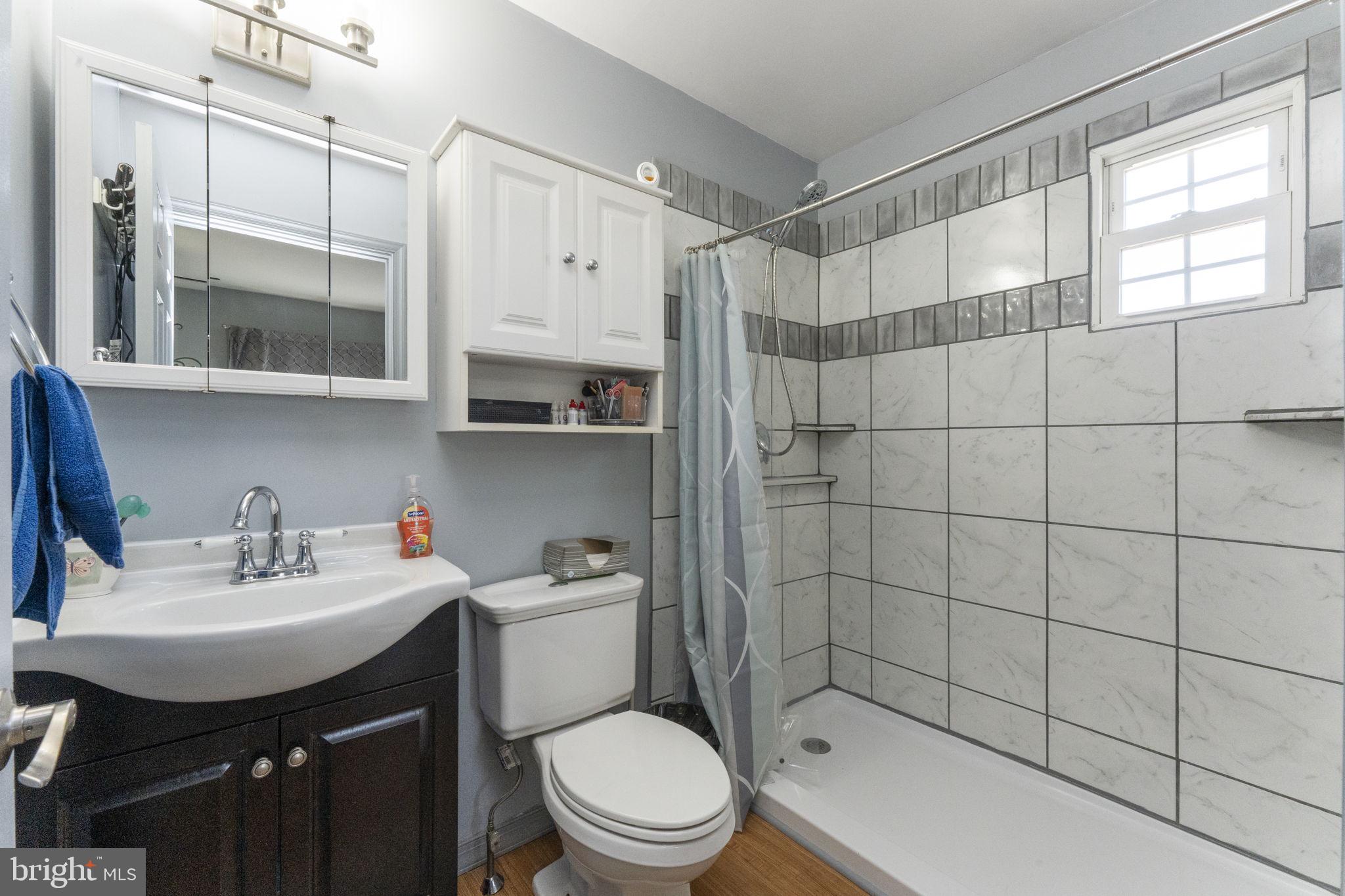 INDIAN CREEK - Residential