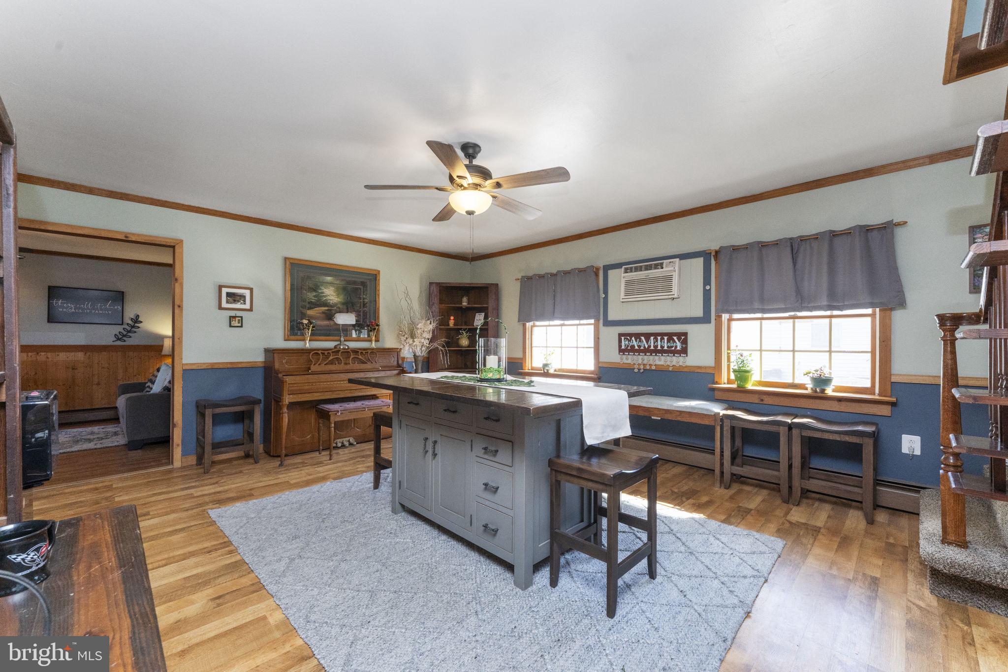 INDIAN CREEK - Residential