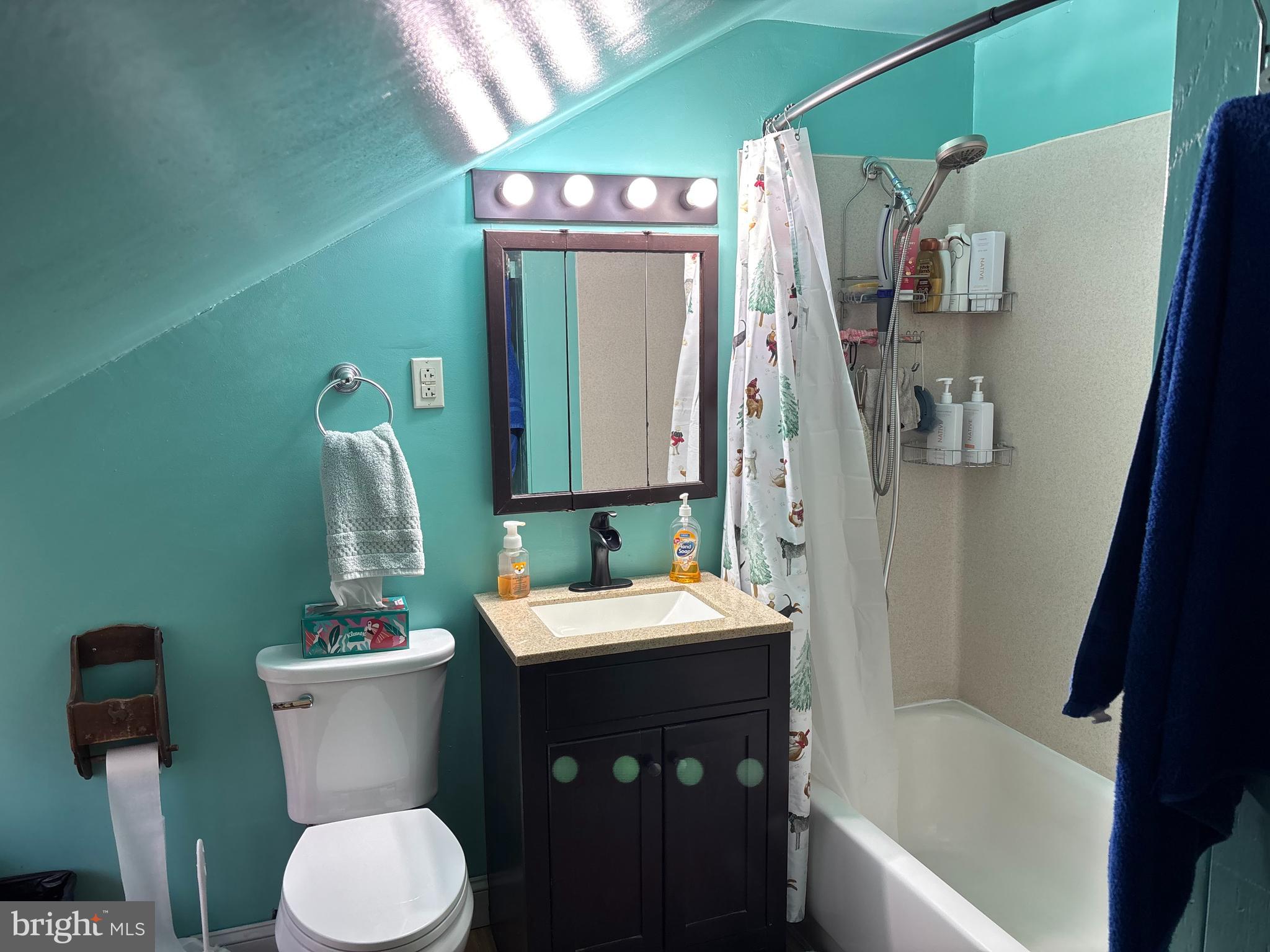 INDIAN CREEK - Residential