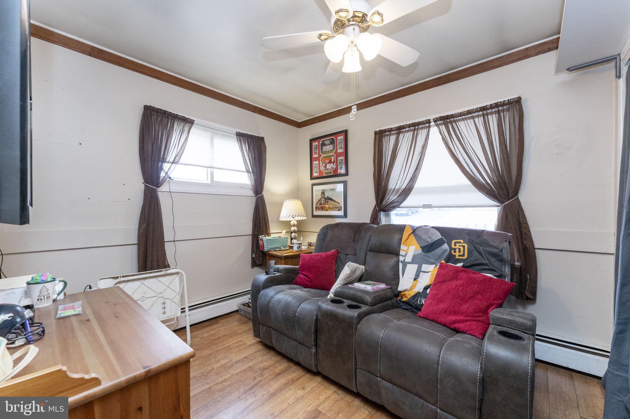 INDIAN CREEK - Residential