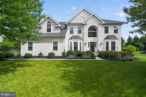 Homes For Sale - 210 Winterberry Lane<br/> COLLEGEVILLE, PA 19426