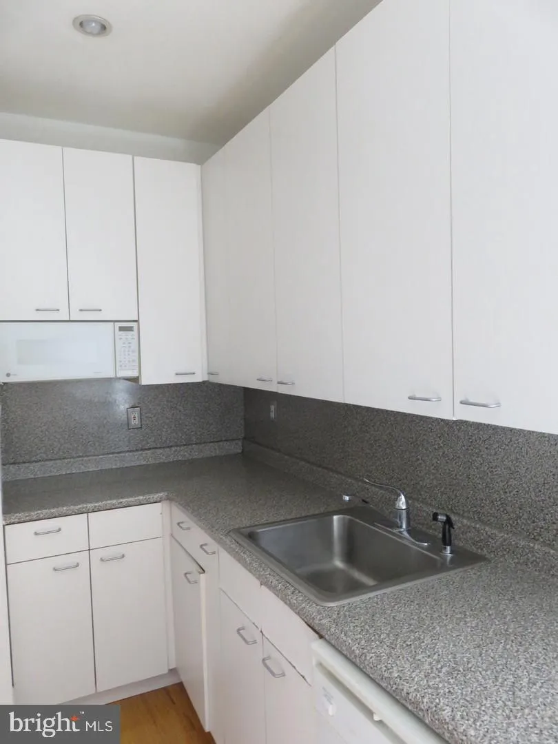 Additional image 14 of 2114 Pine Street Unit 3F, Philadelphia, PA 19103