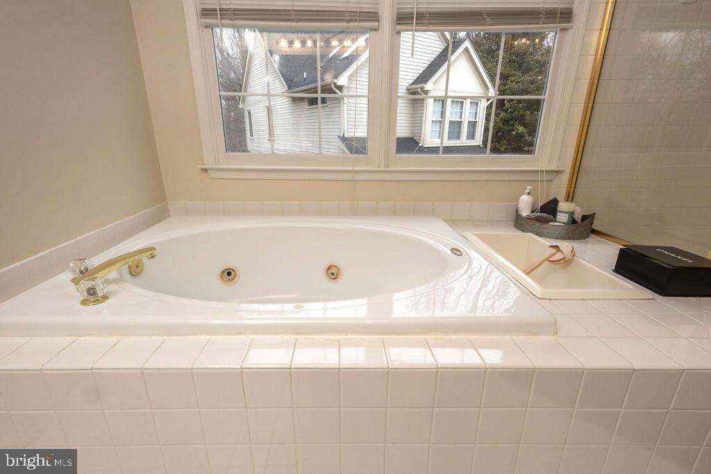 NATIONAL RESEARCH - Residential