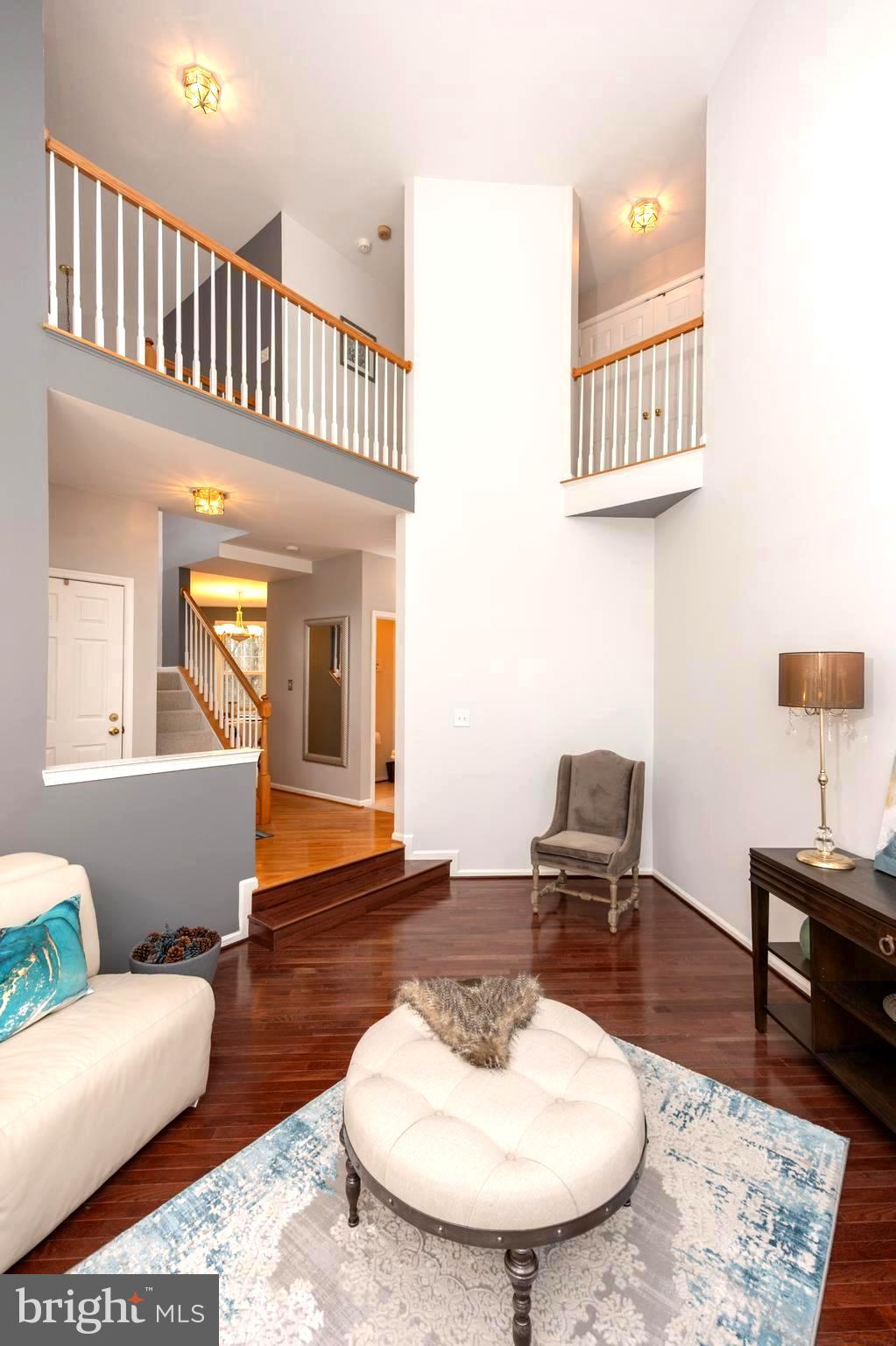 16000 PENNSBURY DRIVE