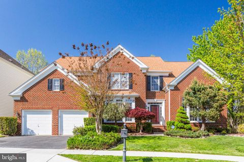 400 LONG TRAIL TERRACE ROCKVILLE MD 20850