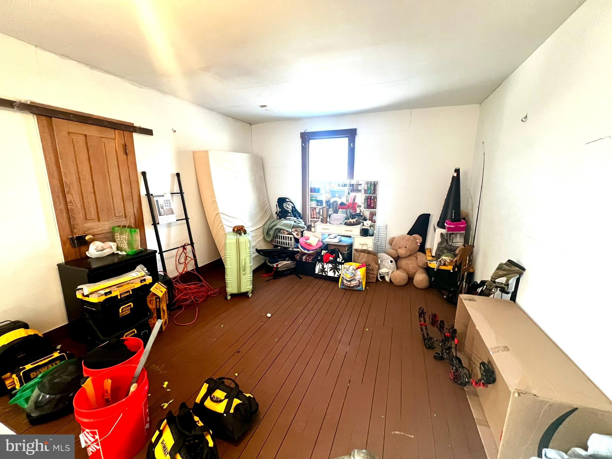 ELIZABETHVILLE BOROUGH - Residential