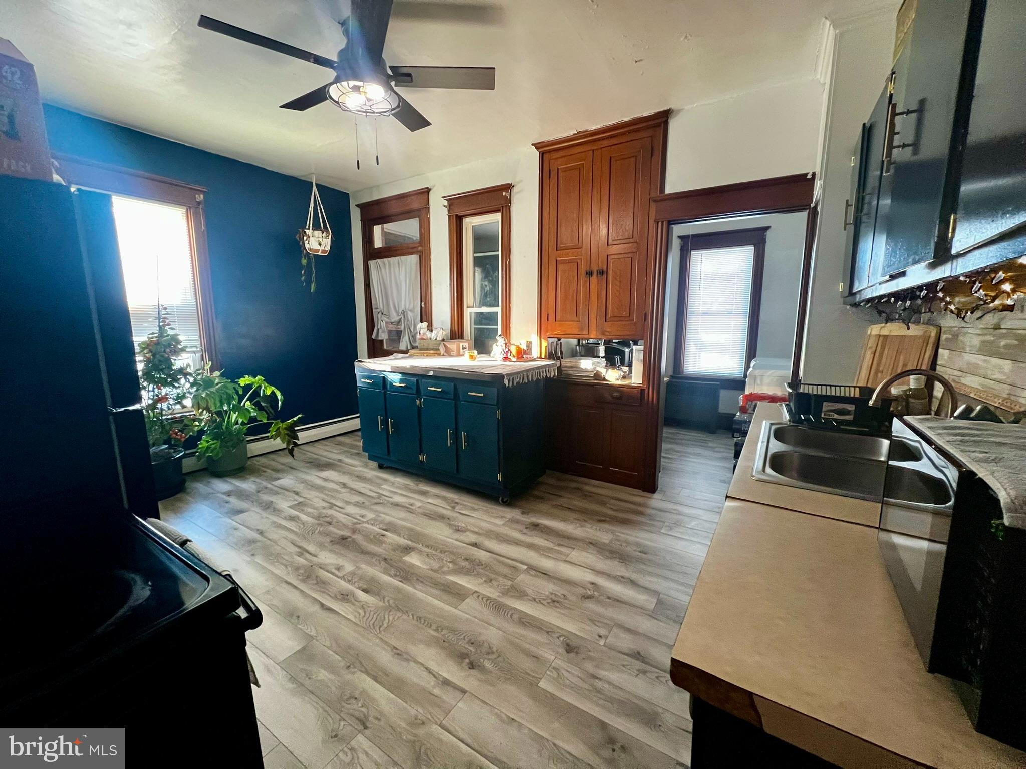 ELIZABETHVILLE BOROUGH - Residential