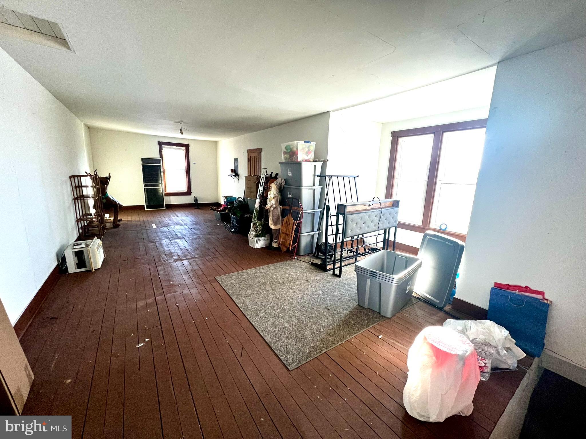 ELIZABETHVILLE BOROUGH - Residential