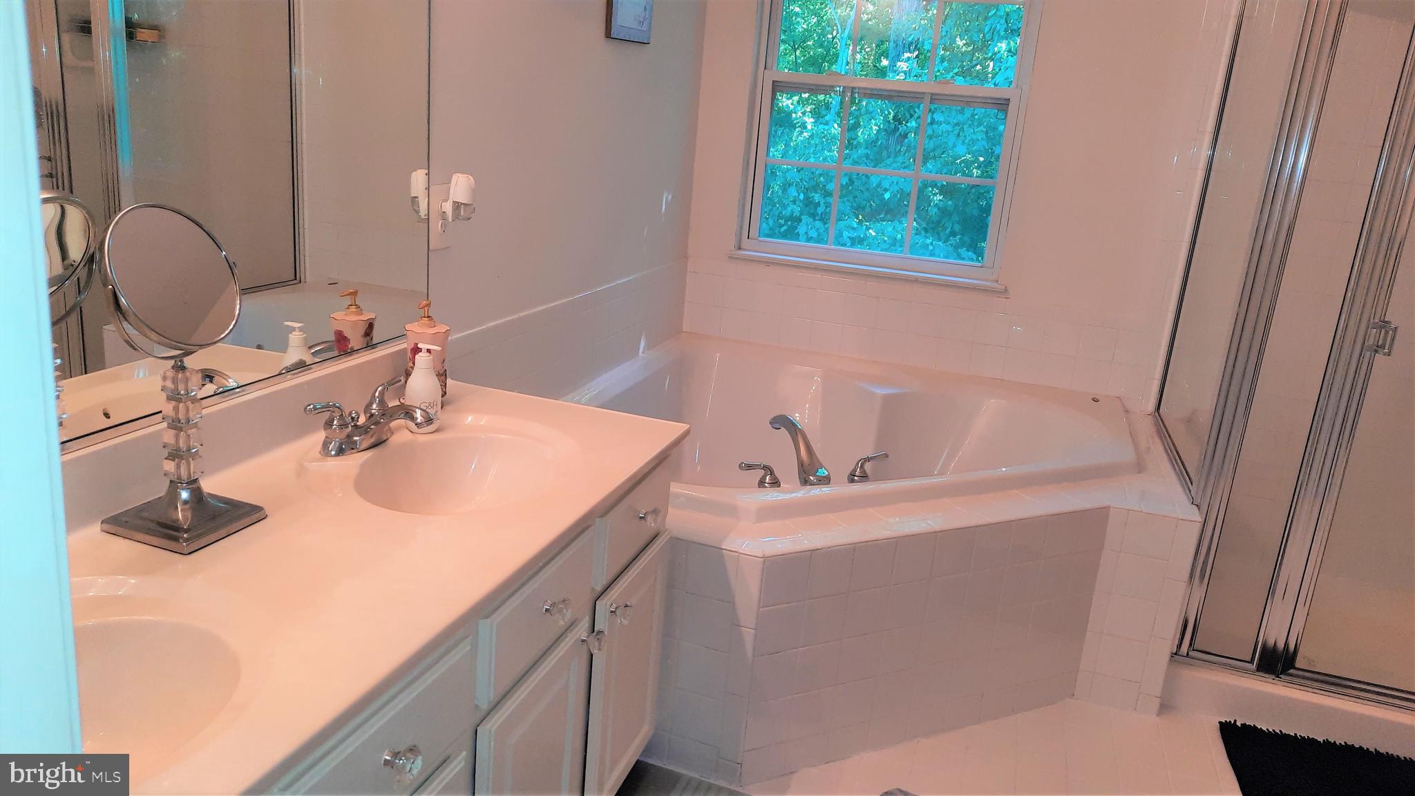 WATERS EDGE - Residential