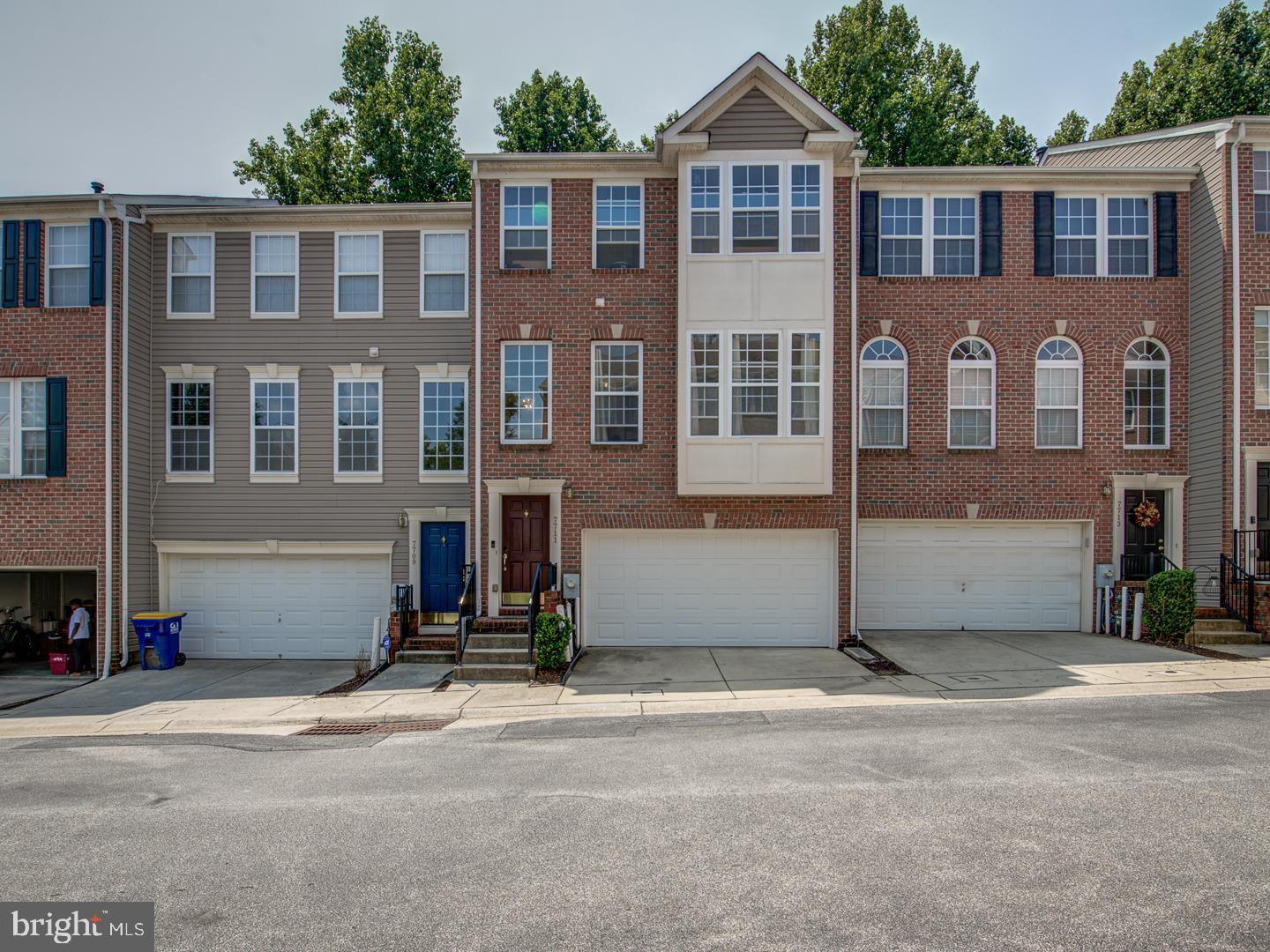 WATERS EDGE - Residential