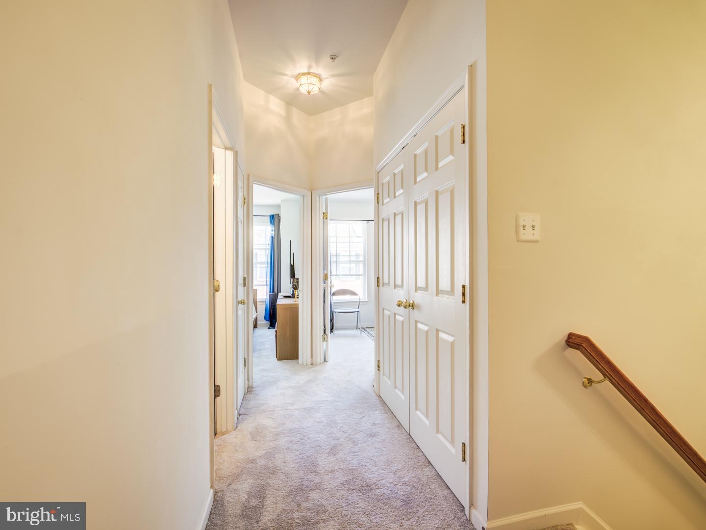 WATERS EDGE - Residential