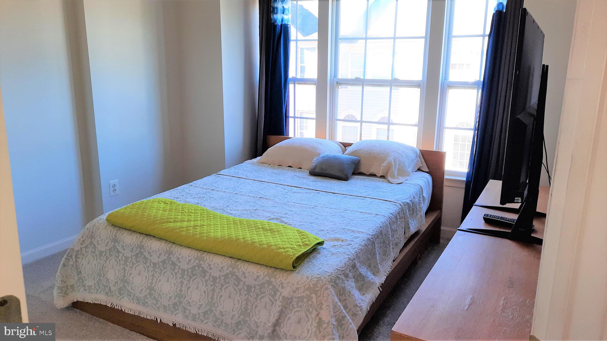 WATERS EDGE - Residential