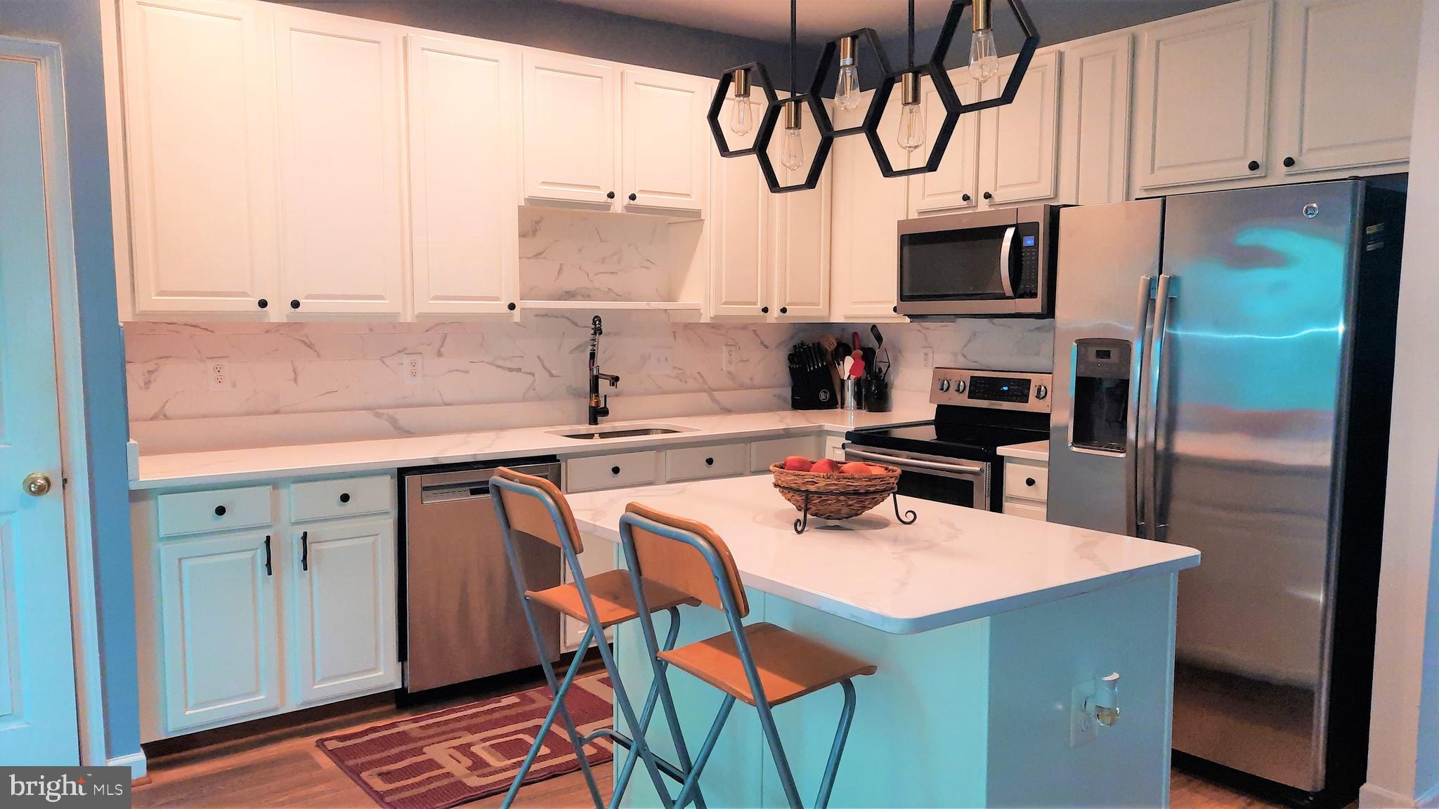 WATERS EDGE - Residential