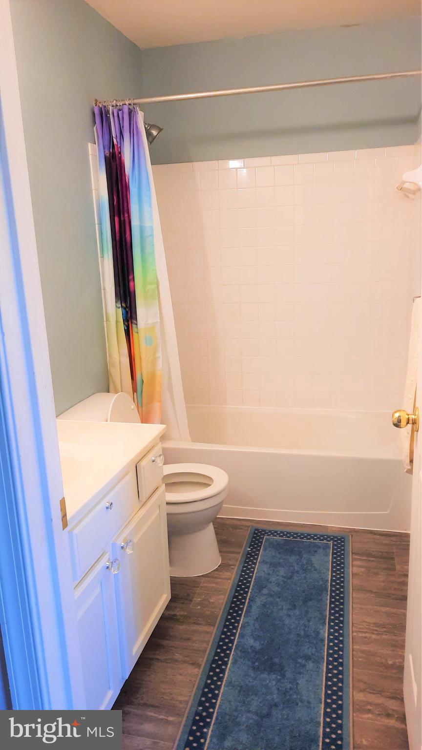 WATERS EDGE - Residential