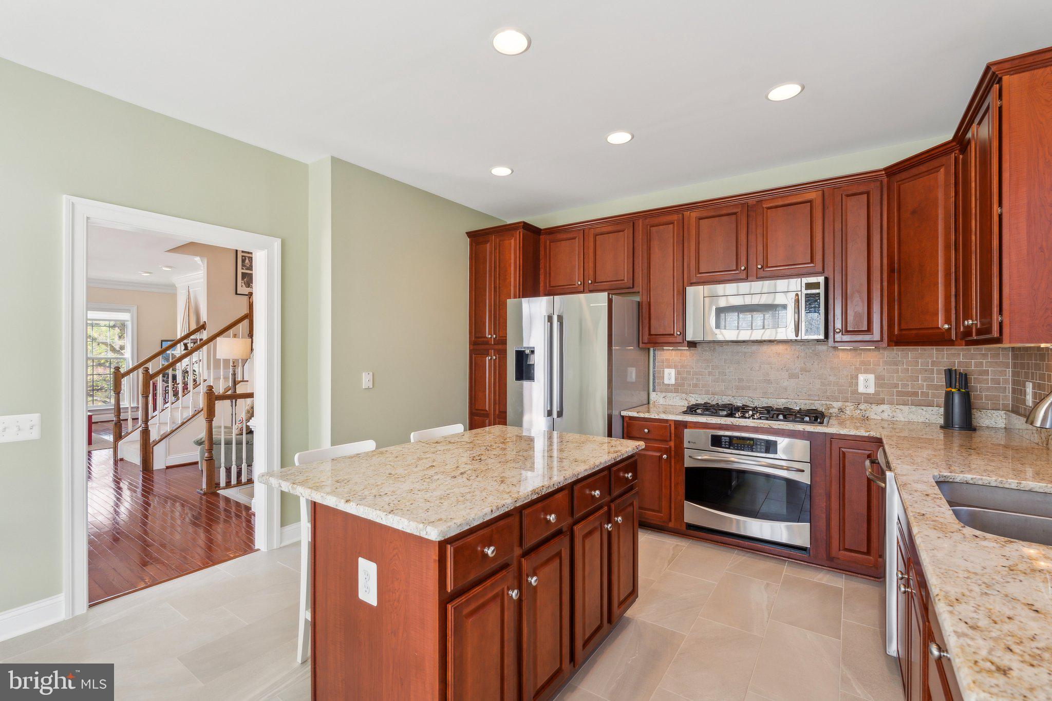 POTOMAC CLUB - Residential